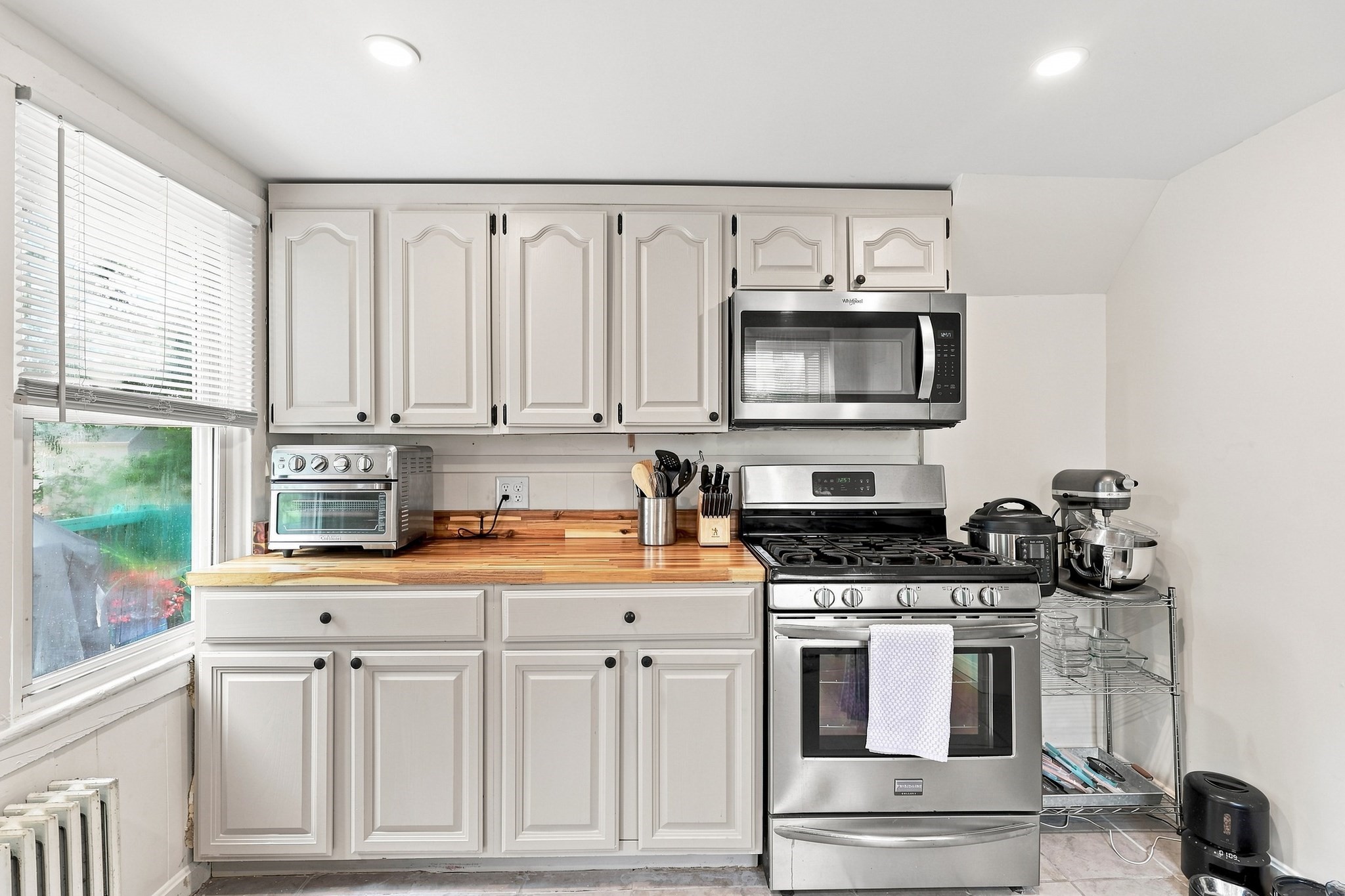 164 Chestnut Street Property Photo 8