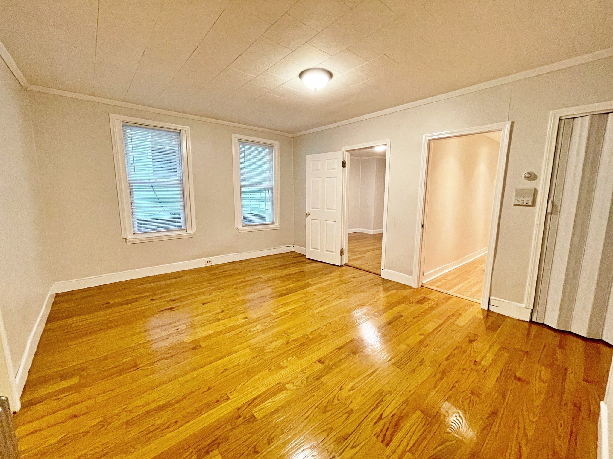 92 Webster St # 1 Property Photo 3