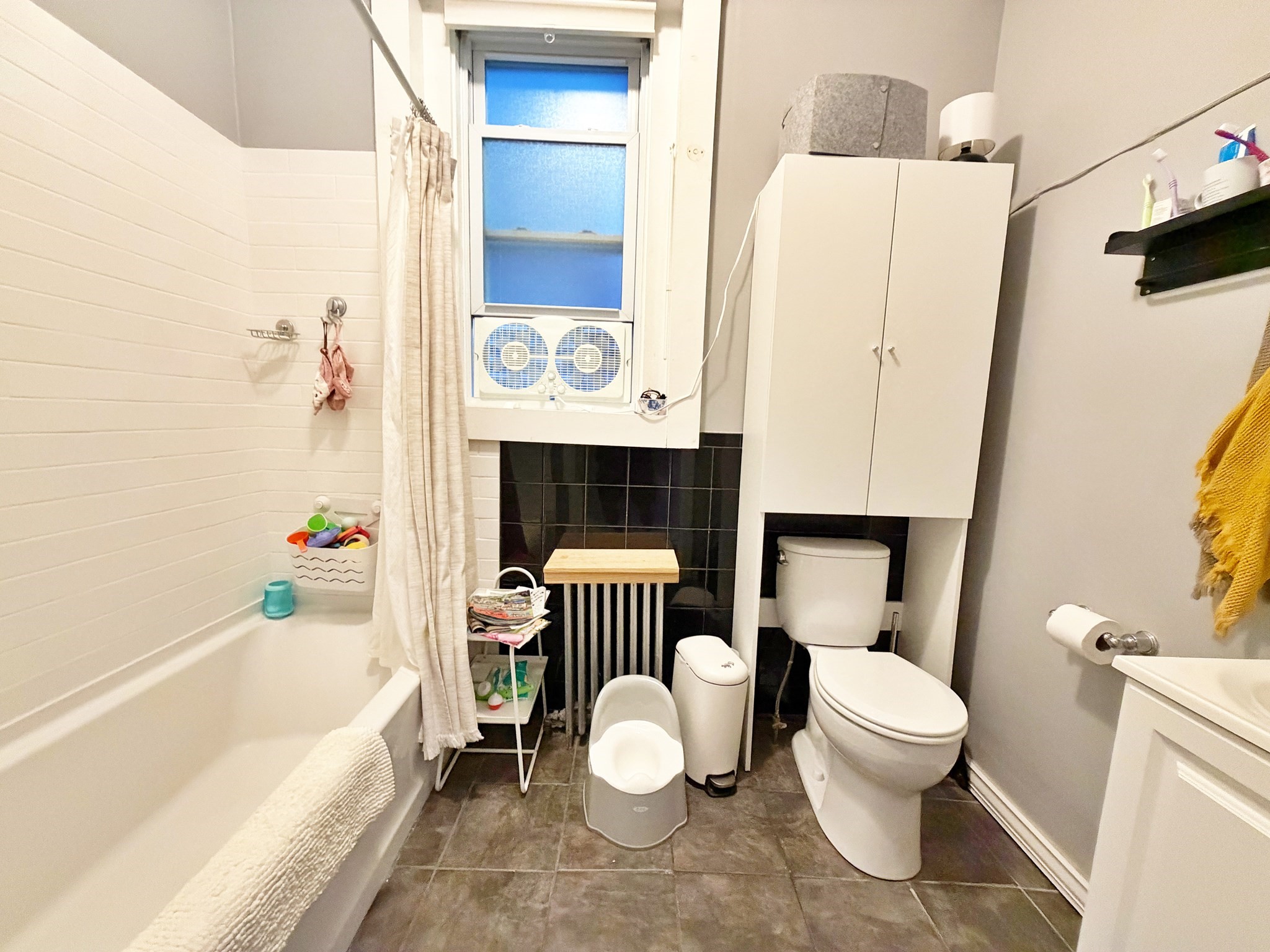 92 Webster St # 1 Property Photo 17