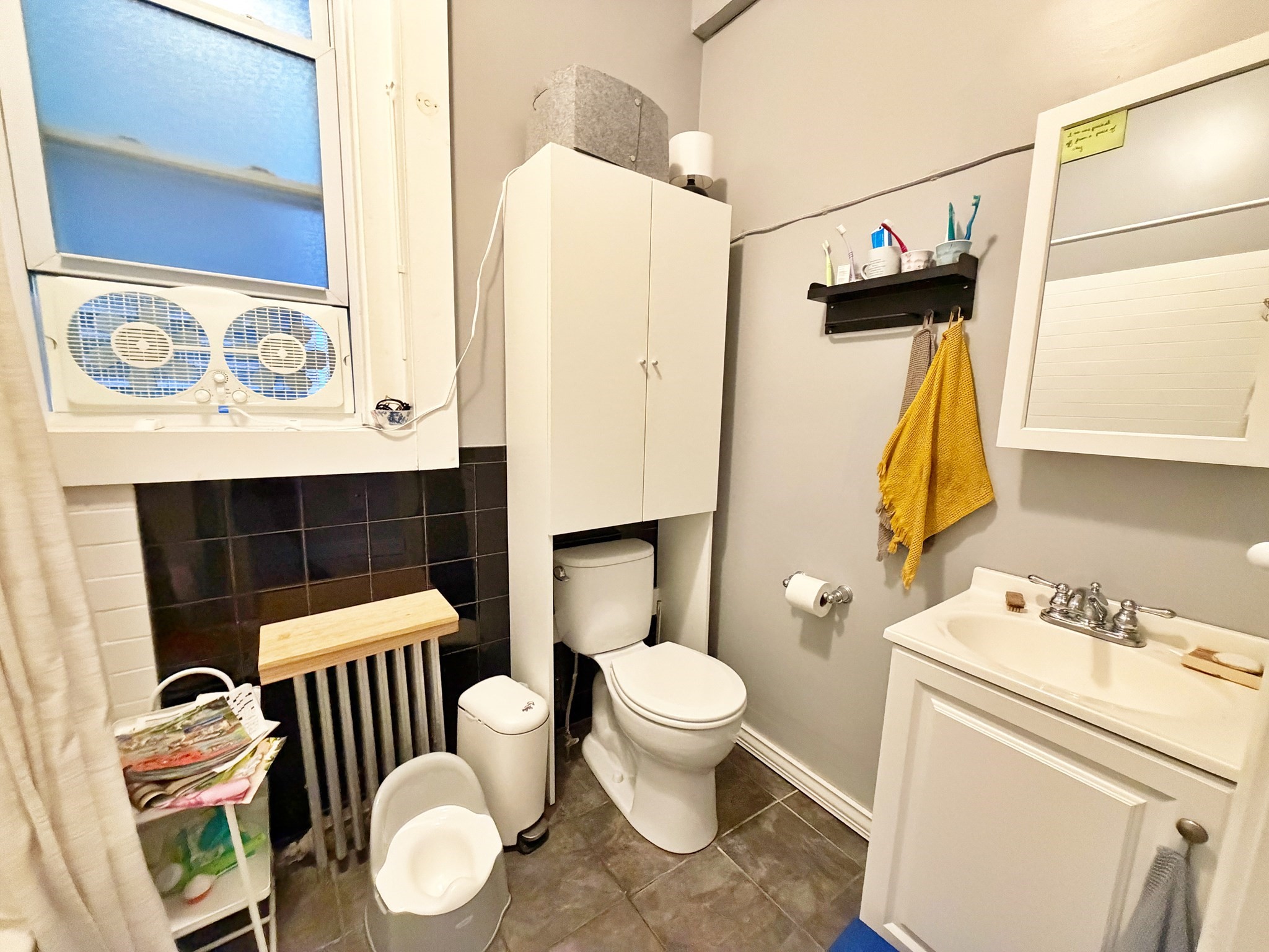 92 Webster St # 1 Property Photo 18