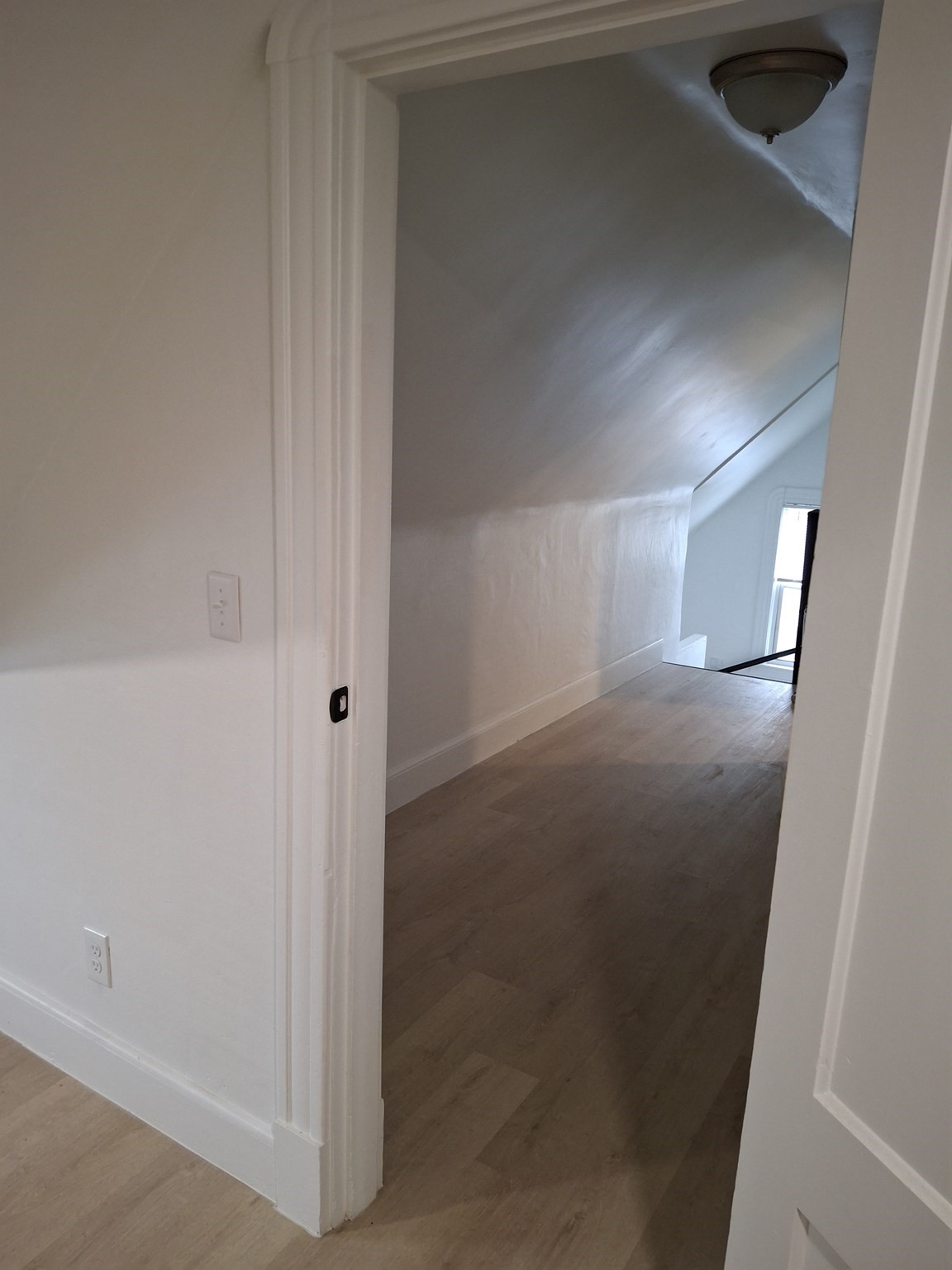 709 Belmont Street # 3 Property Photo 5