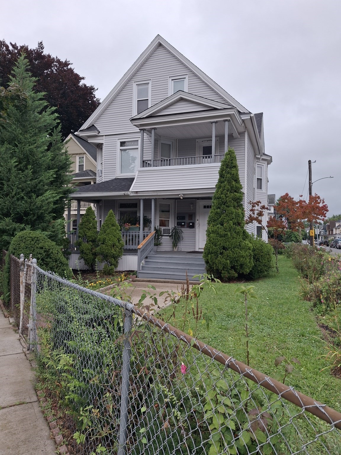 709 Belmont Street # 3 Property Photo 16