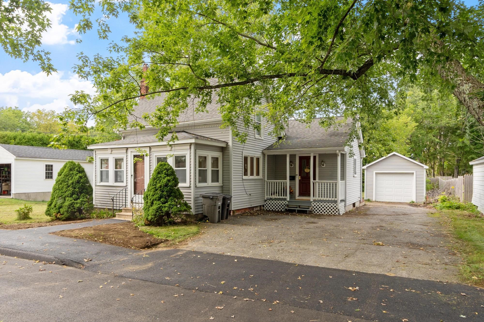 5 Branch St Property Photo 1