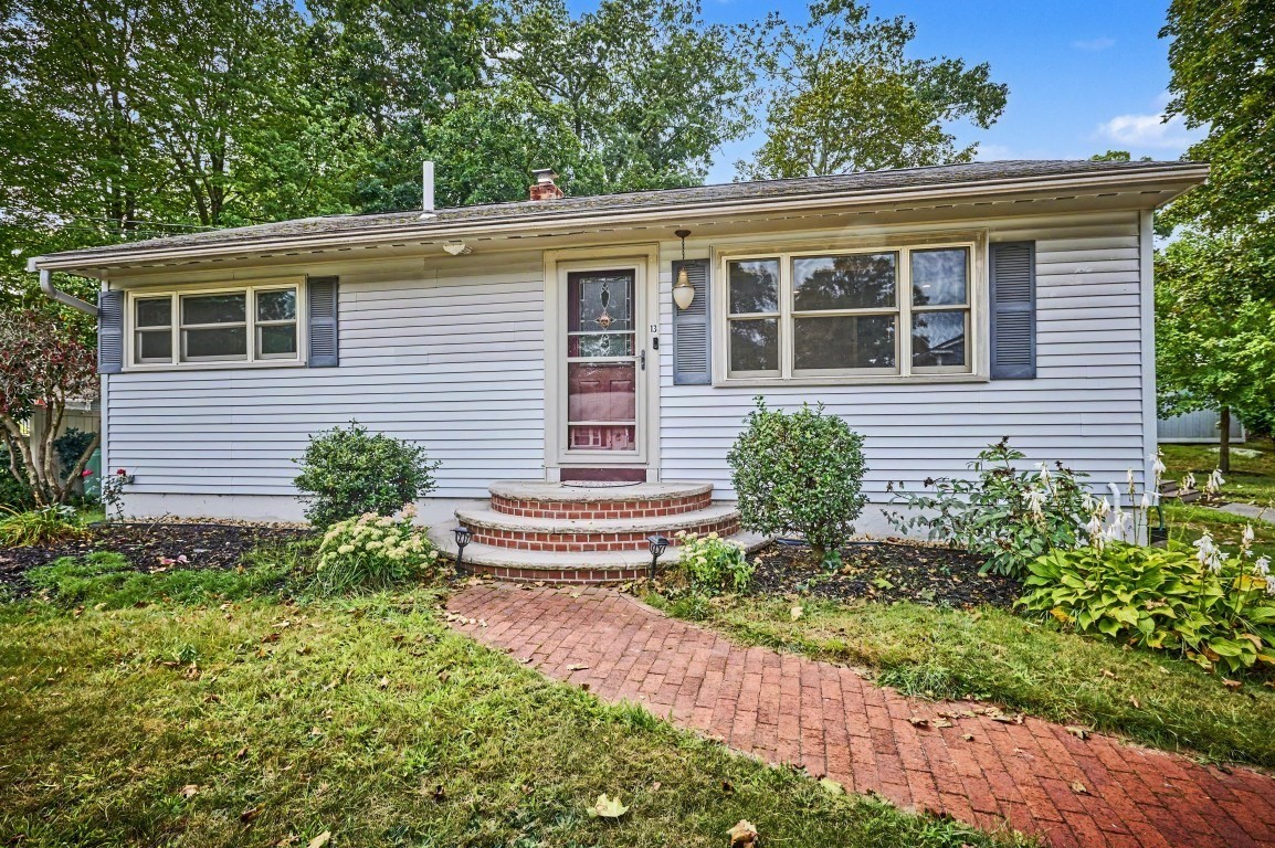 13 Forbes Ave Property Photo 2
