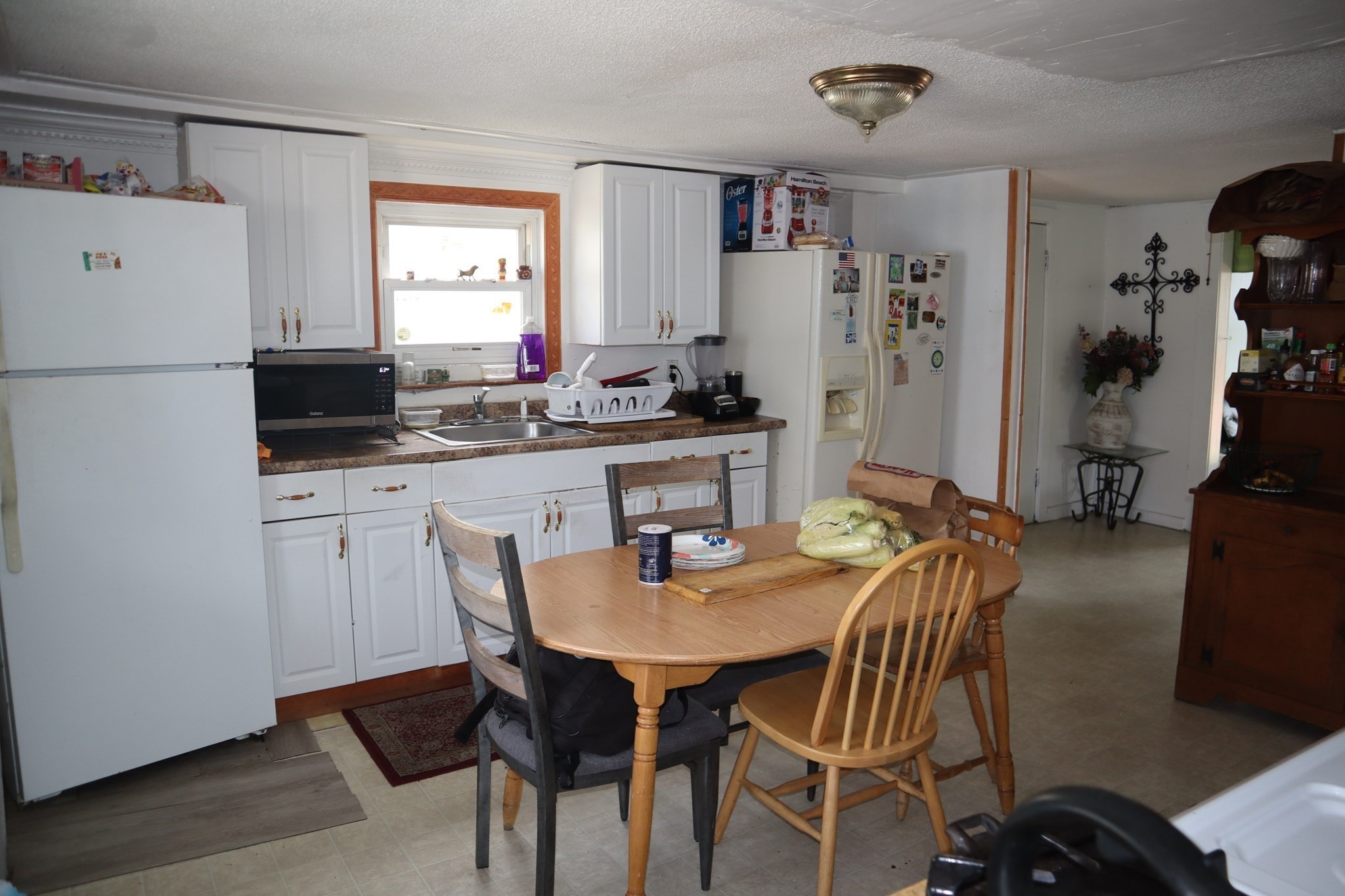48 Blossom St Property Photo 8