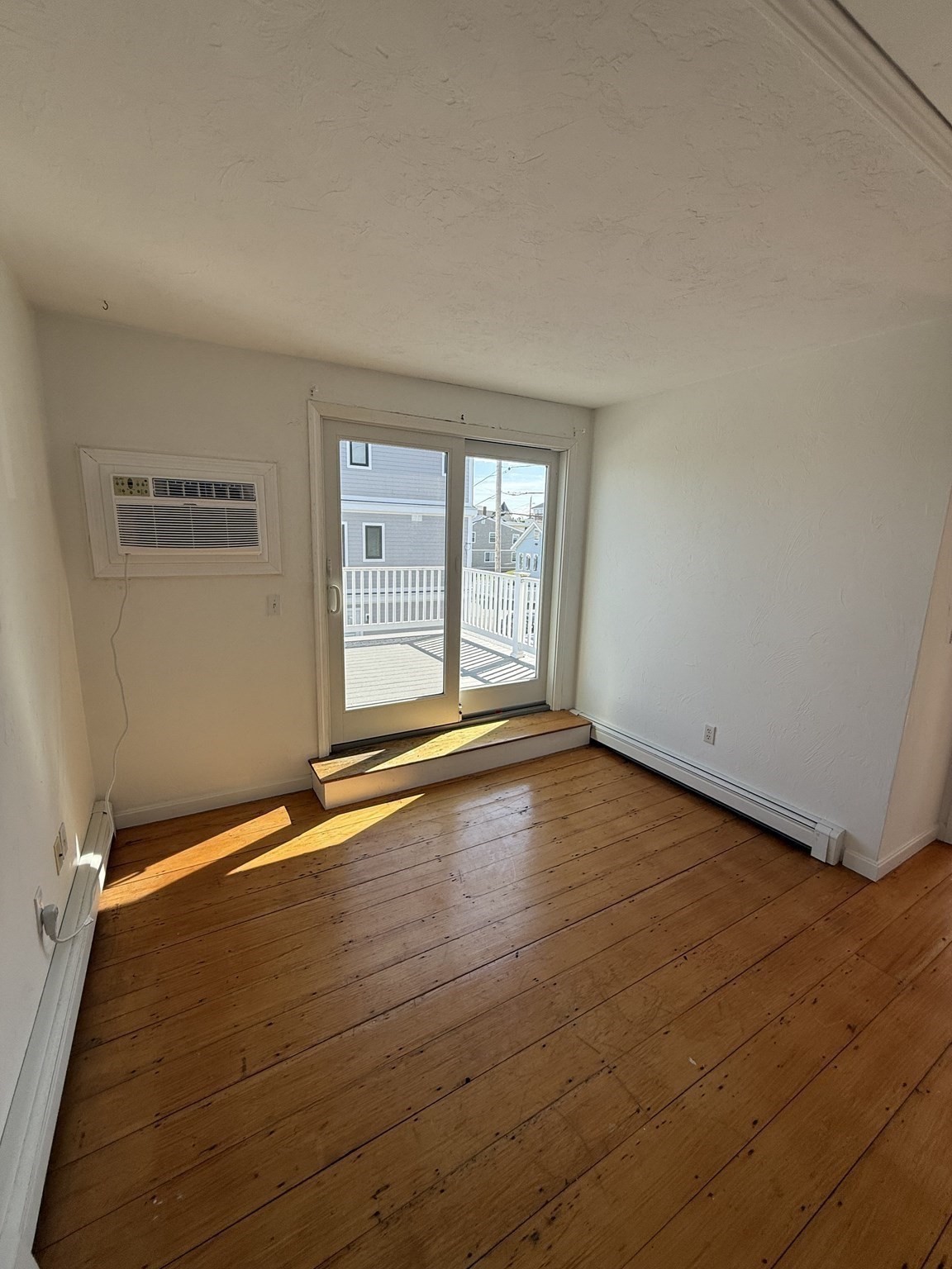 119 Bay St # A Property Photo 13