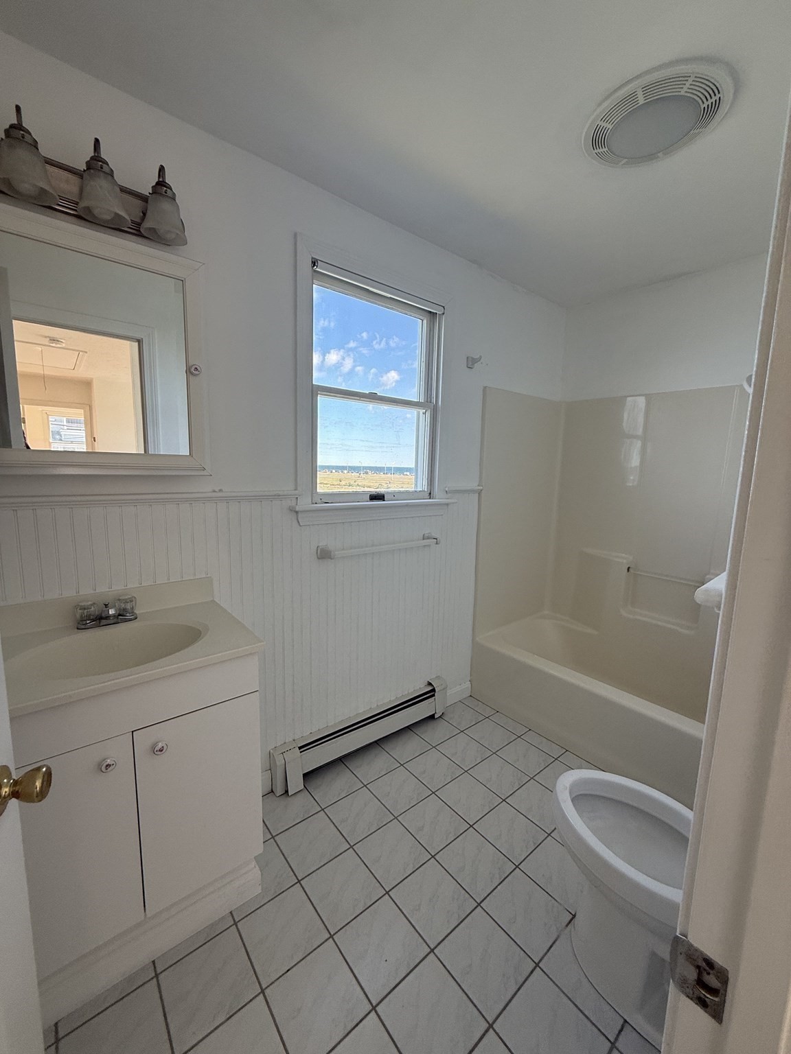 119 Bay St # A Property Photo 15