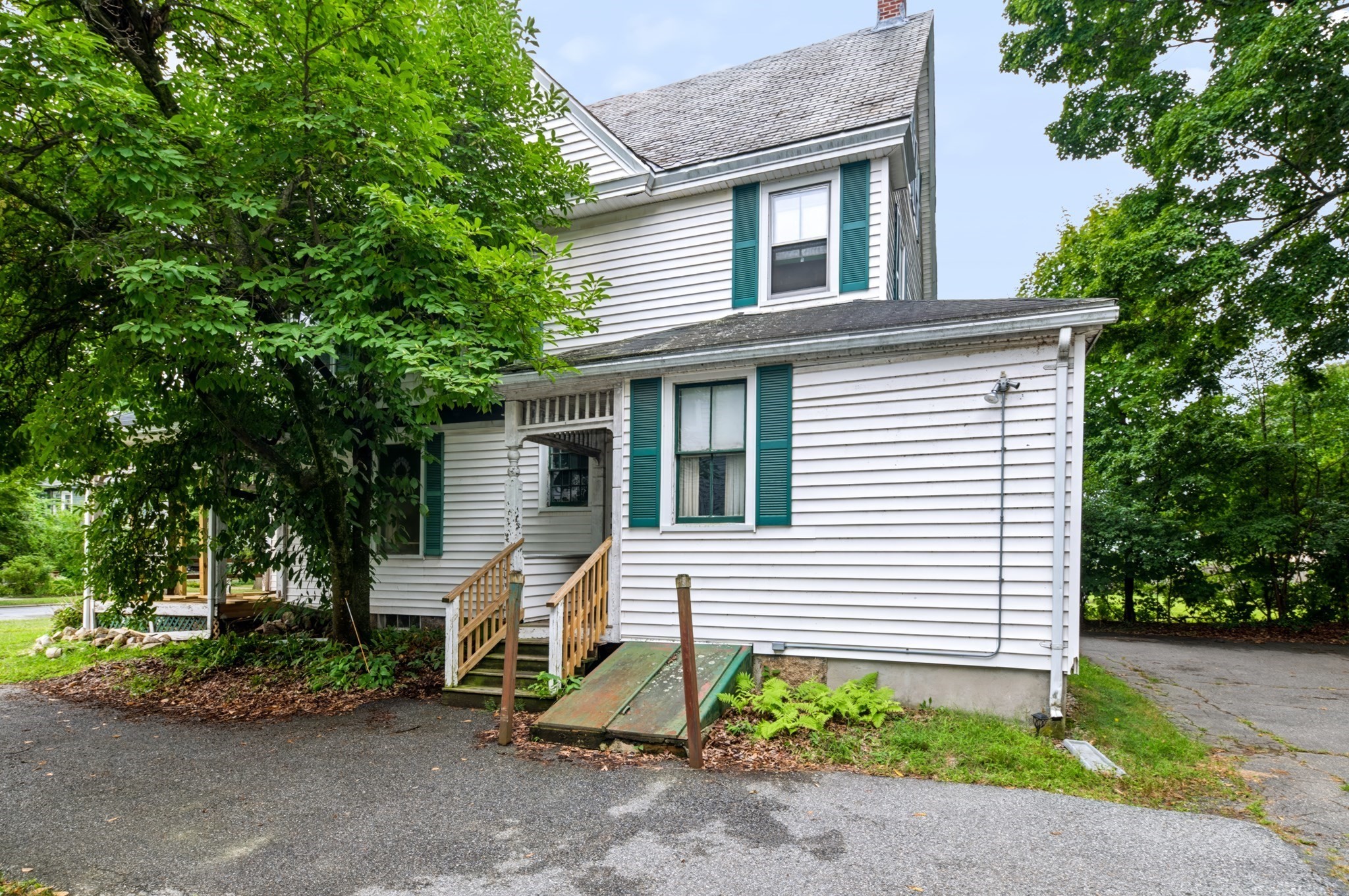 22 Linden Street # B Property Photo 2