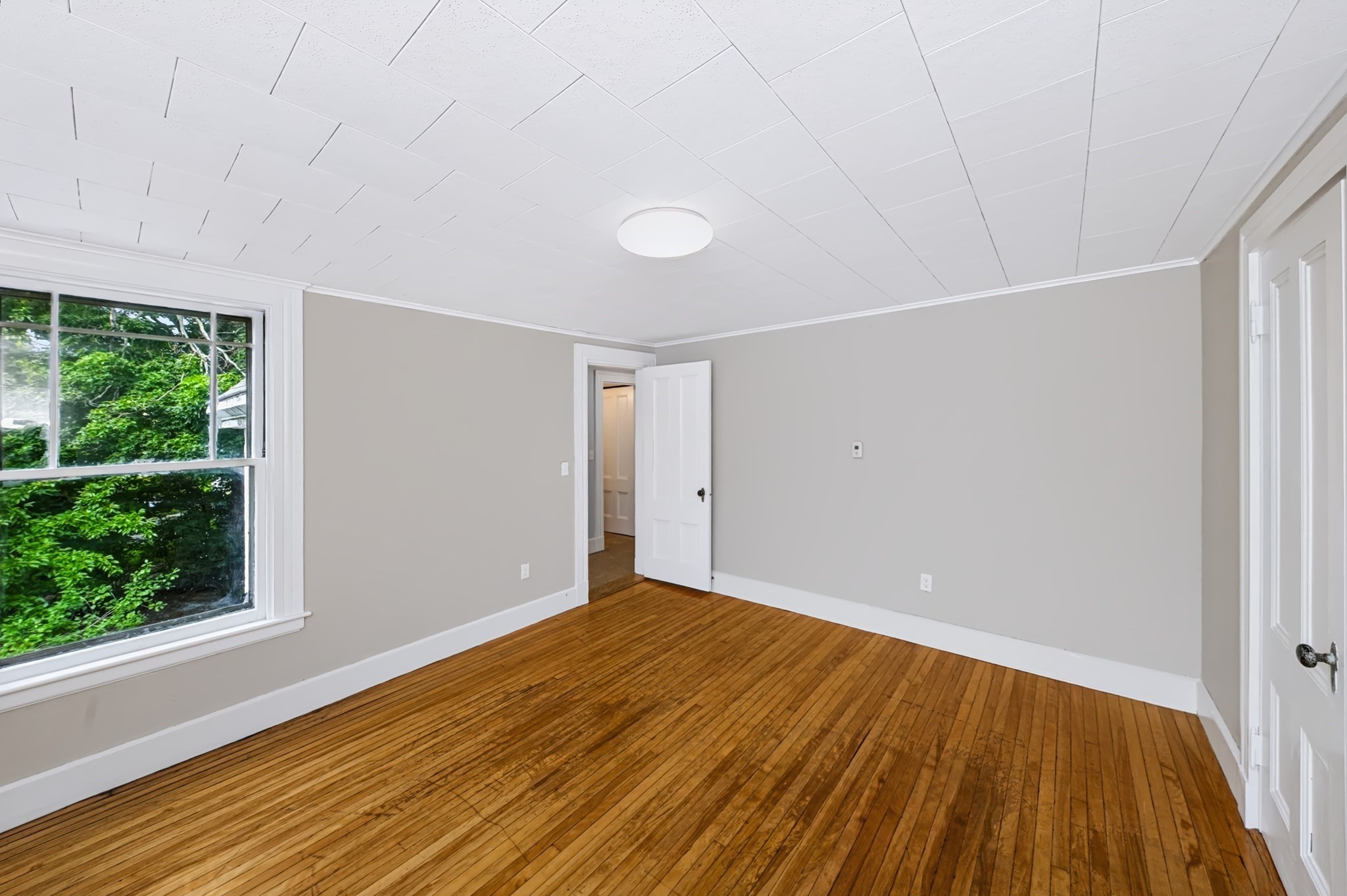 22 Linden Street # B Property Photo 6