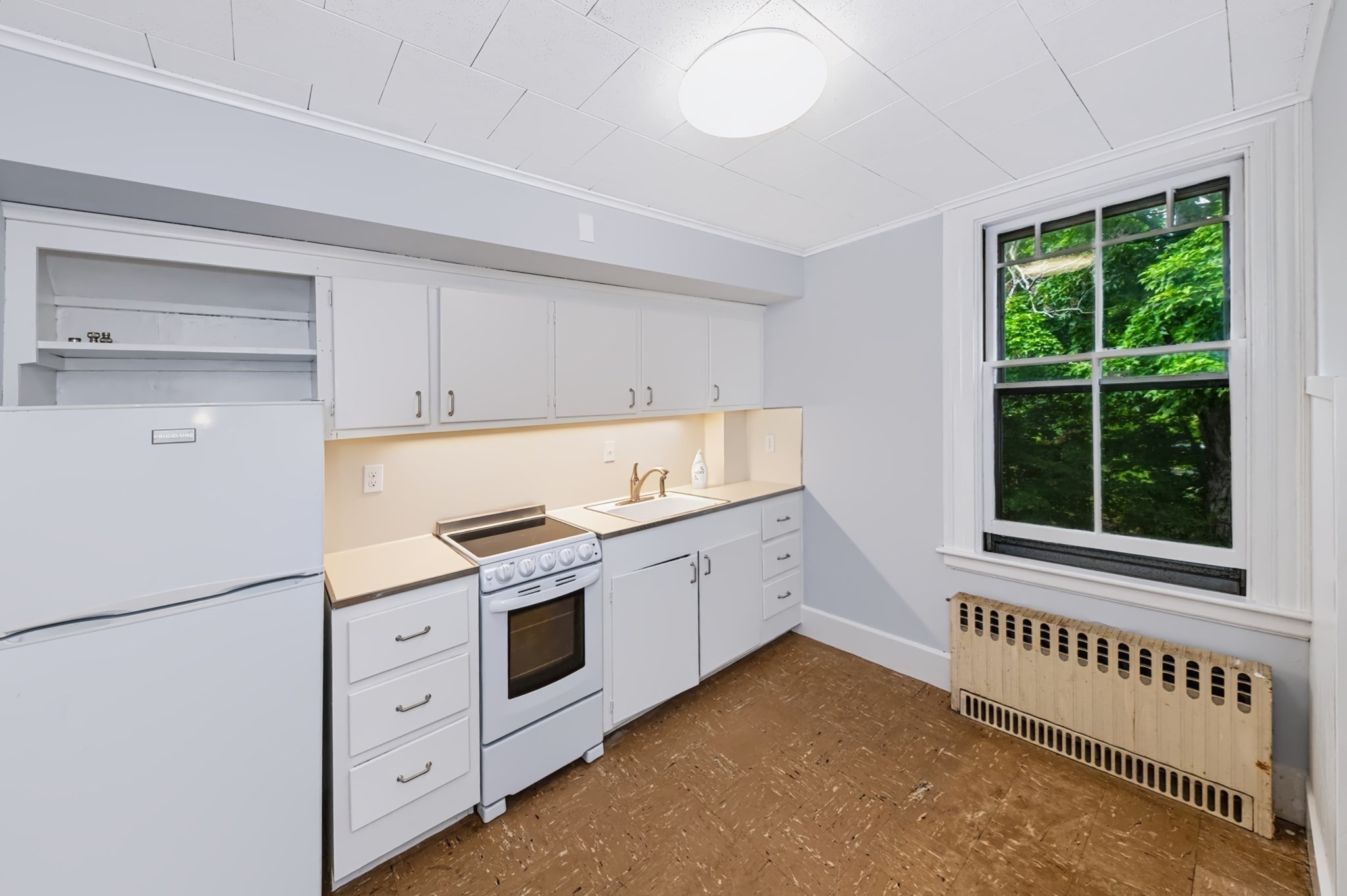 22 Linden Street # B Property Photo 8