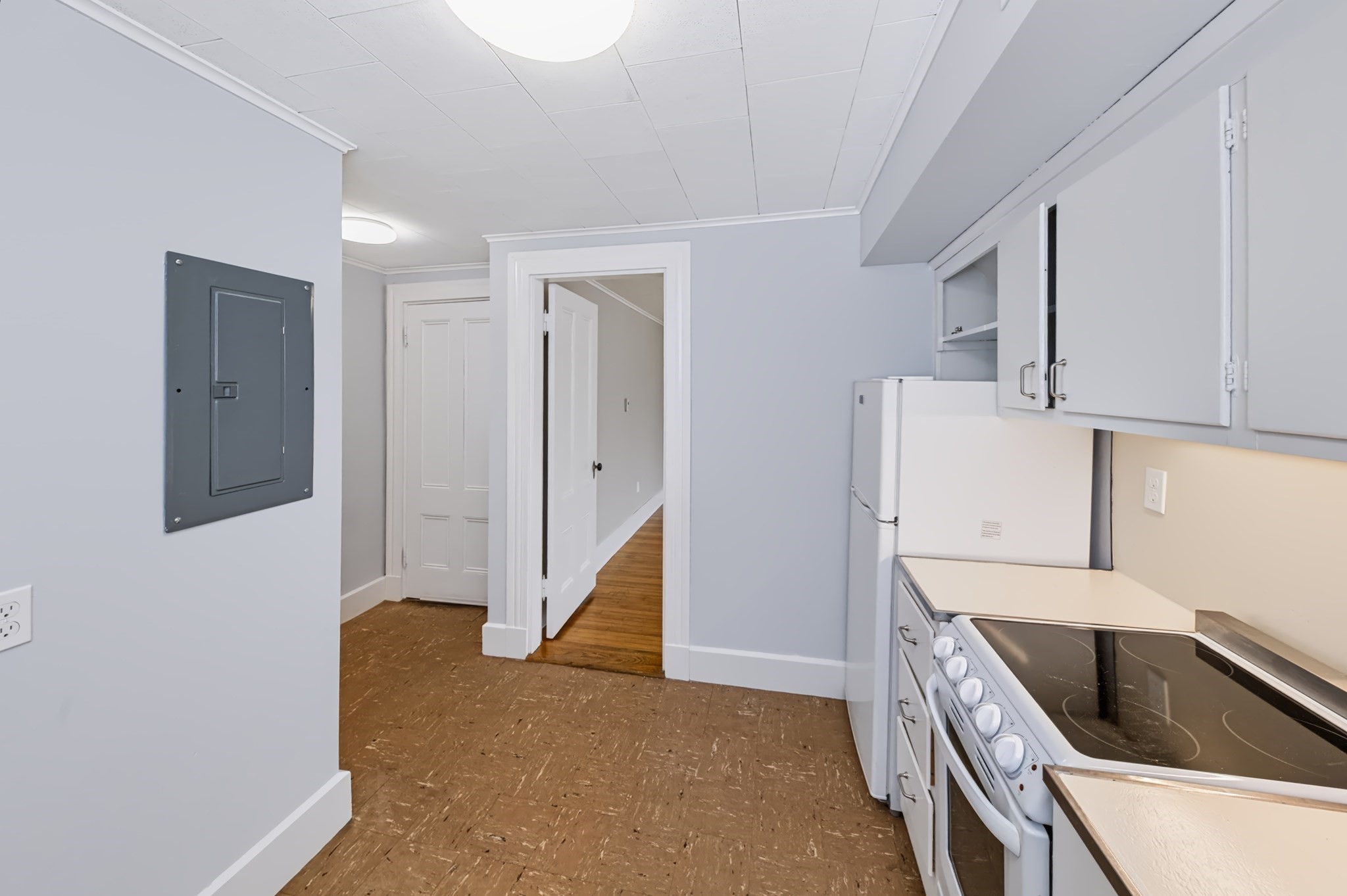 22 Linden Street # B Property Photo 9