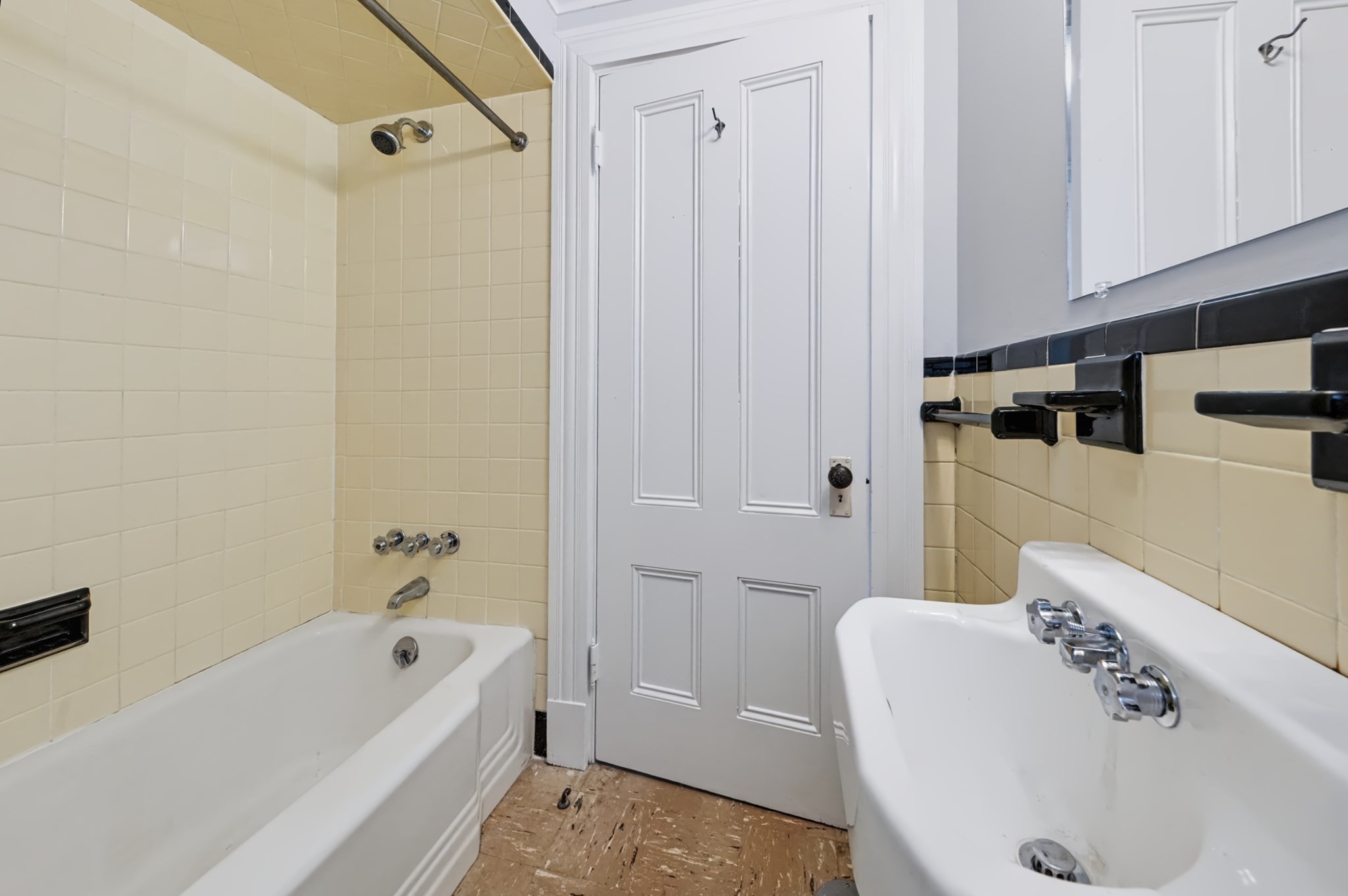 22 Linden Street # B Property Photo 14