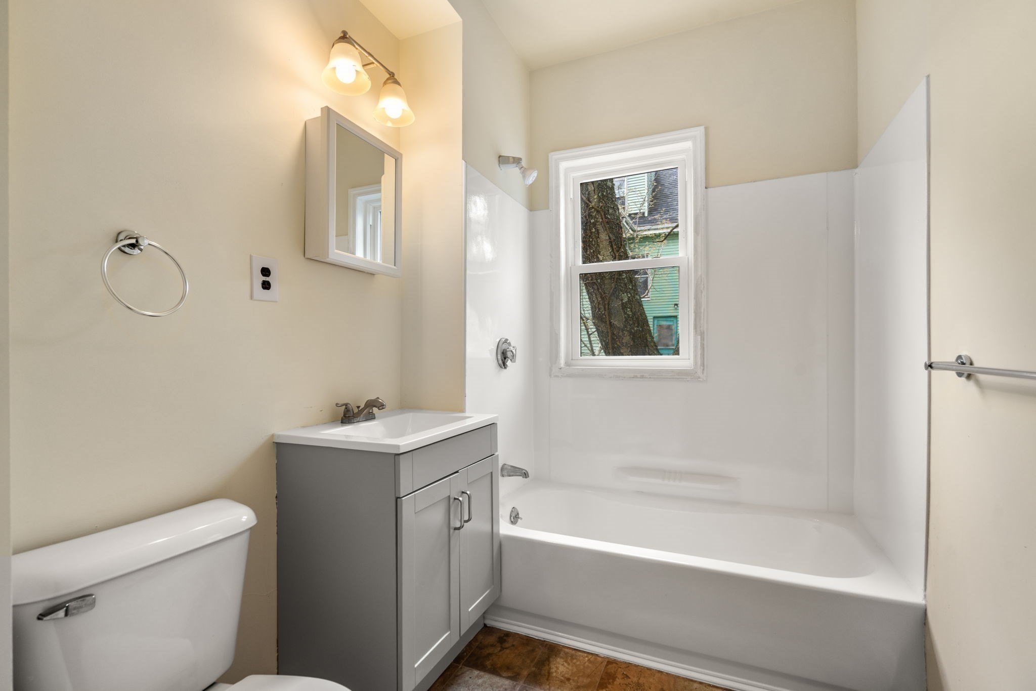 10 Royal St Property Photo 10