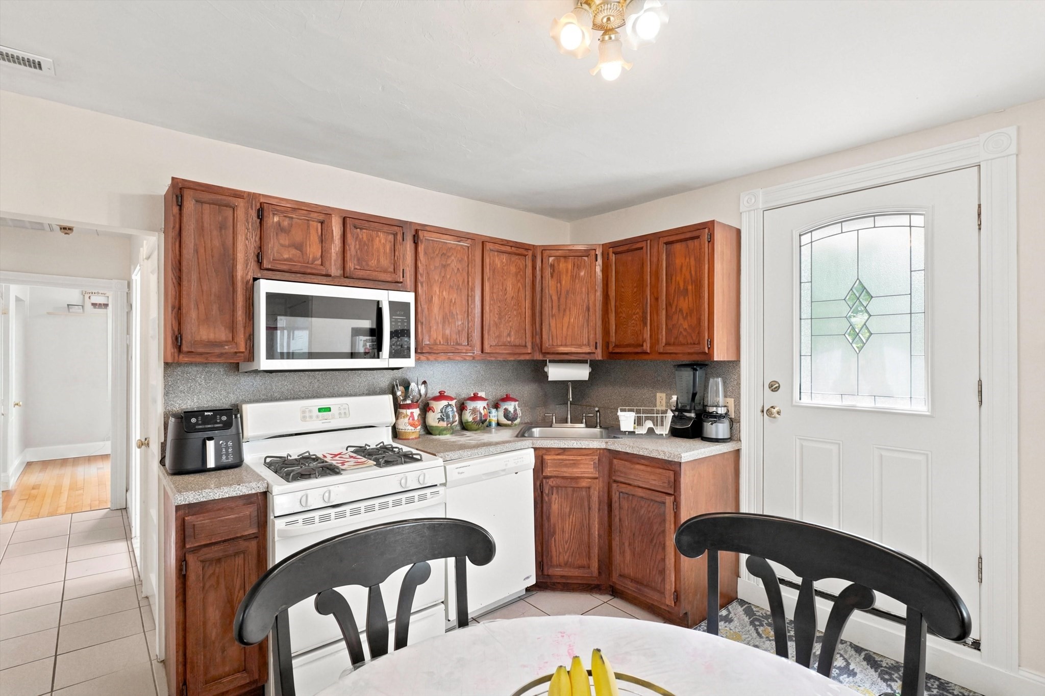 27 High Street Property Photo 18