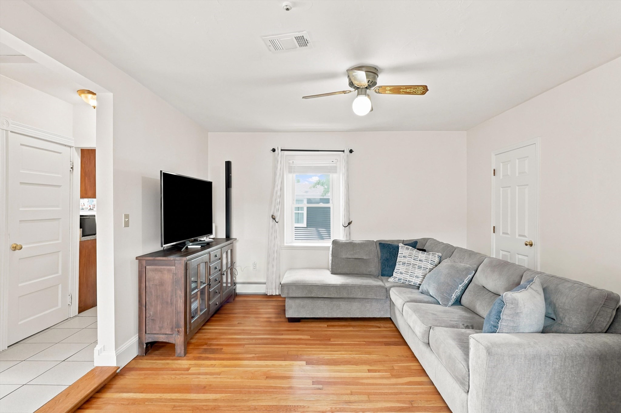 27 High Street Property Photo 21