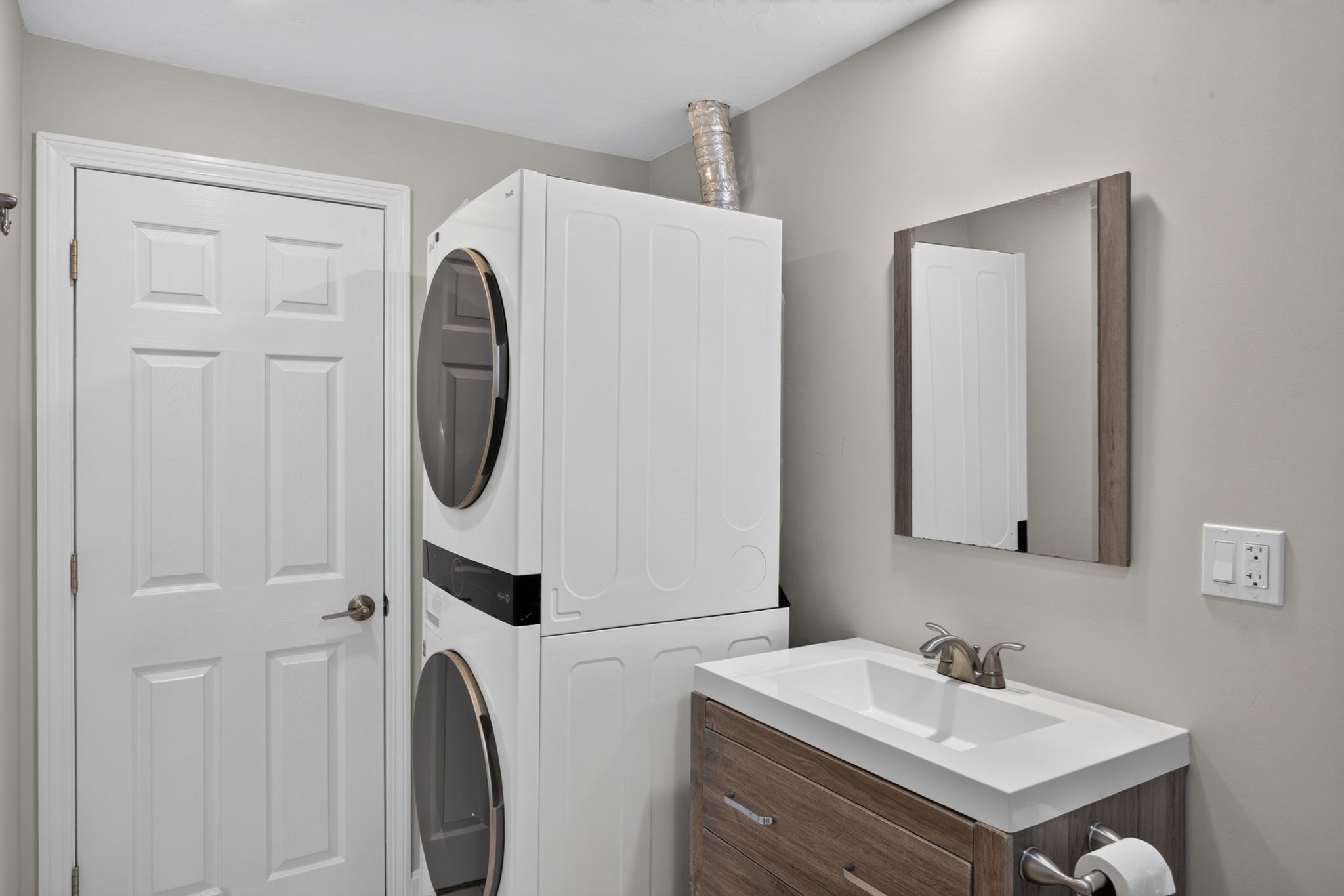 35 Ashumet Rd # 10a Property Photo 17