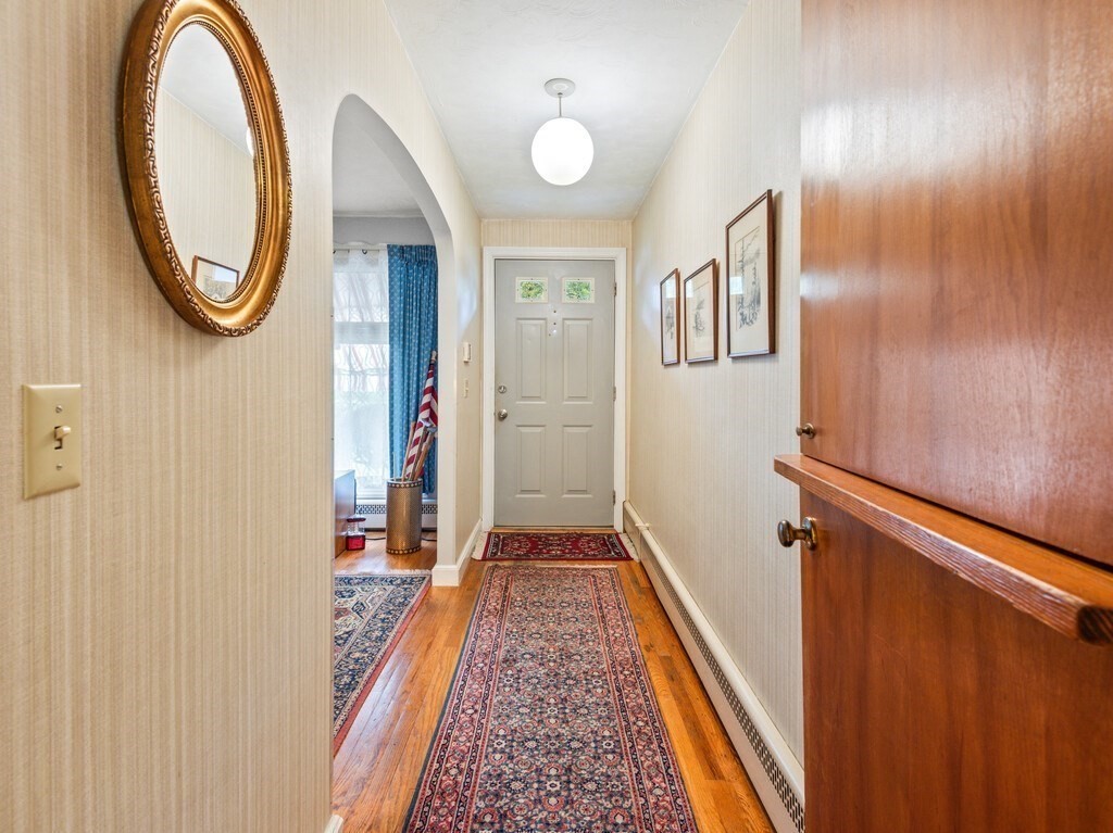 230 Brattle St Property Photo 12