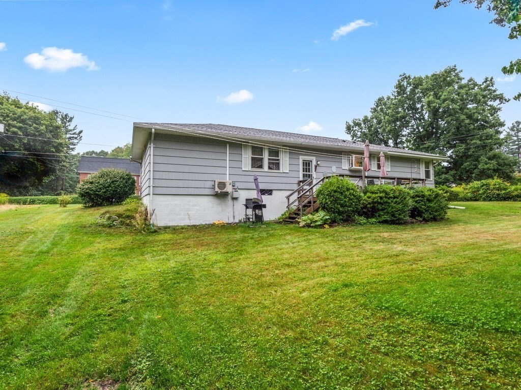 230 Brattle St Property Photo 21