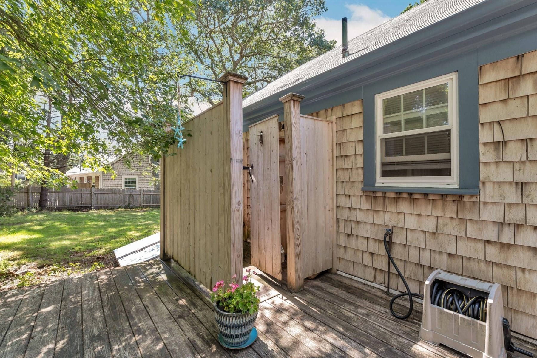 20 Green Way Property Photo 32