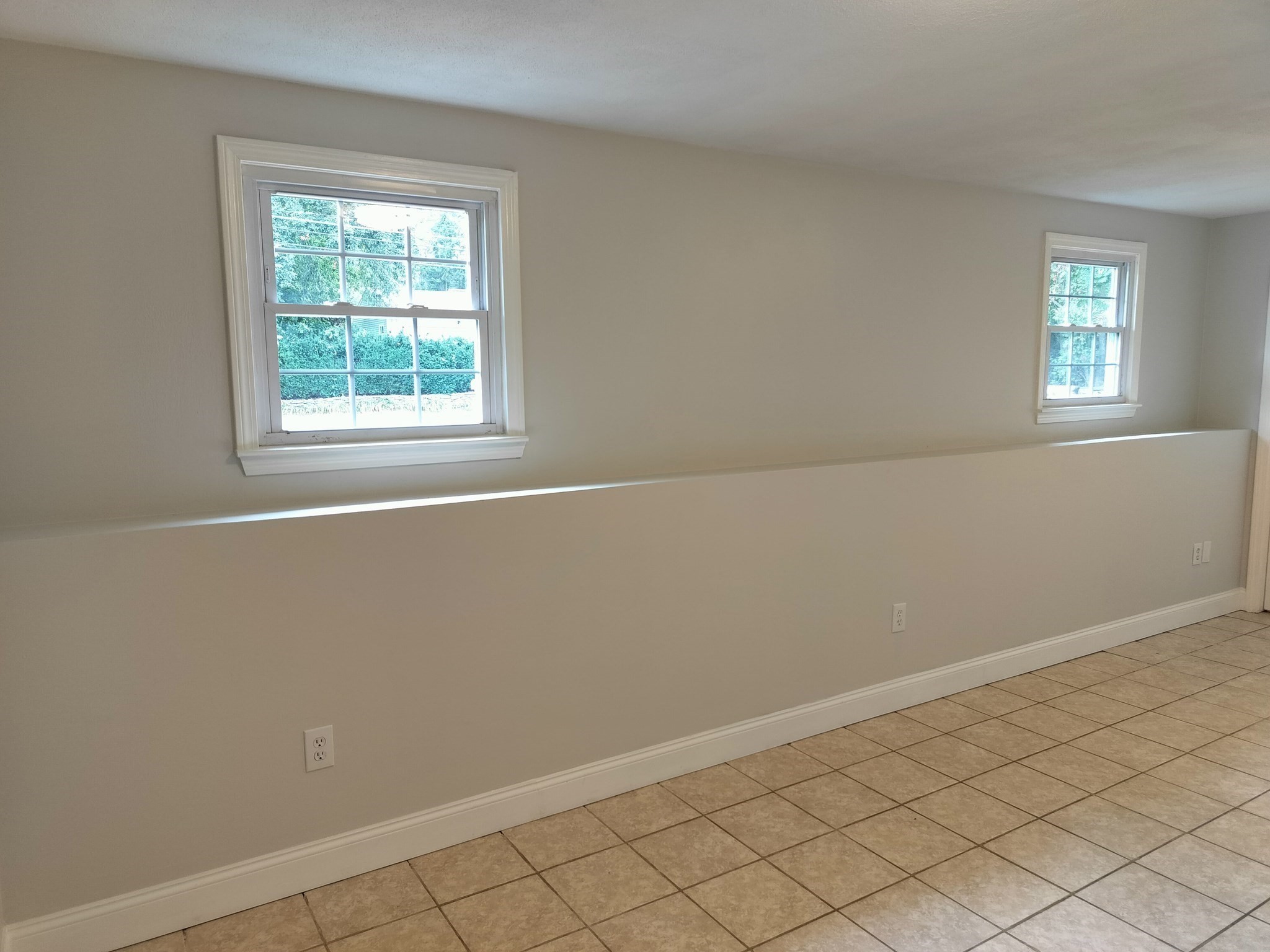 218 Pleasant St Property Photo 24