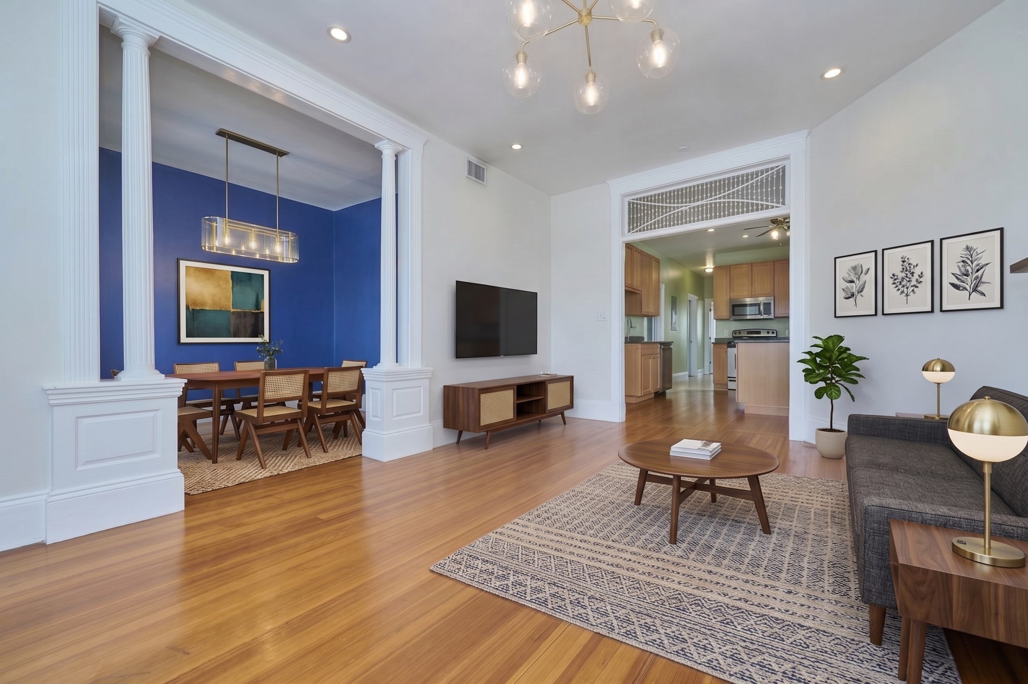 1098 Bennington St # 2 Property Photo 1