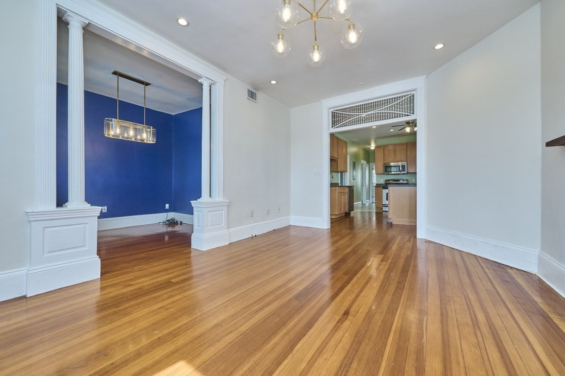 1098 Bennington St # 2 Property Photo 2