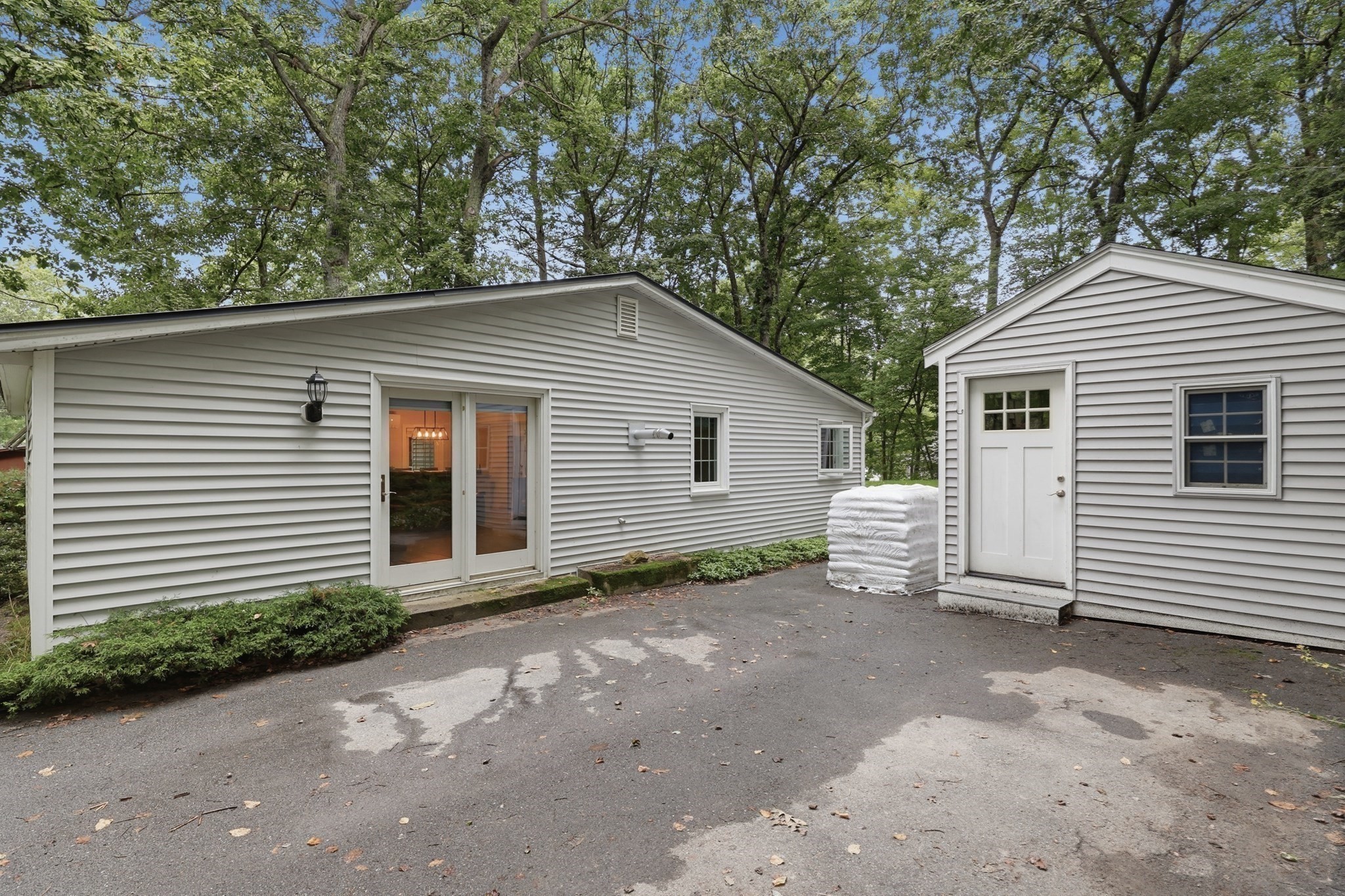 7 Bridal Path Property Photo 3
