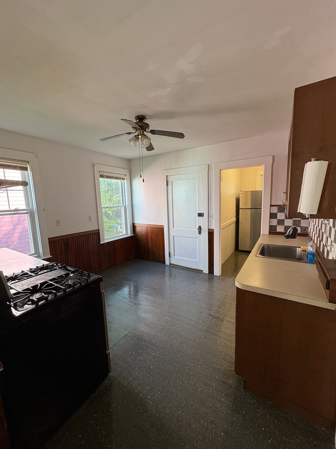 65 Draper St # 2 Property Photo 1