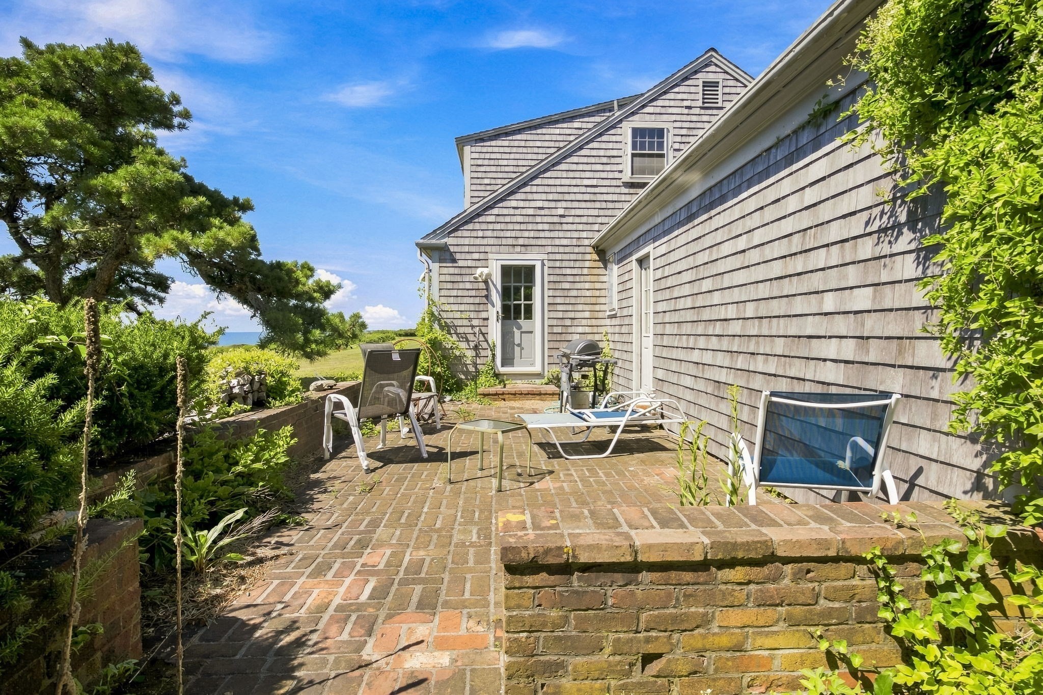 64 Harbor View Property Photo 13