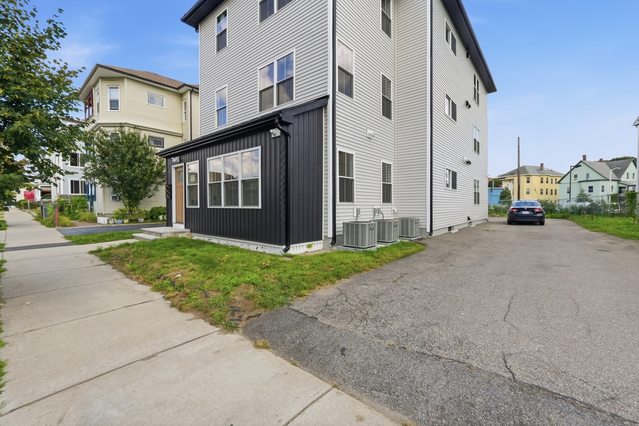 71 Dewey St # 3 Property Photo 4