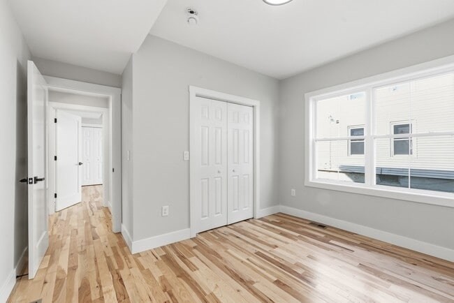 71 Dewey St # 3 Property Photo 6