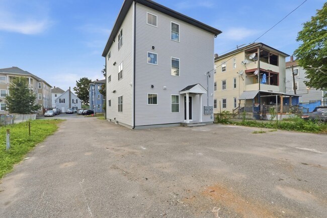 71 Dewey St # 3 Property Photo 12