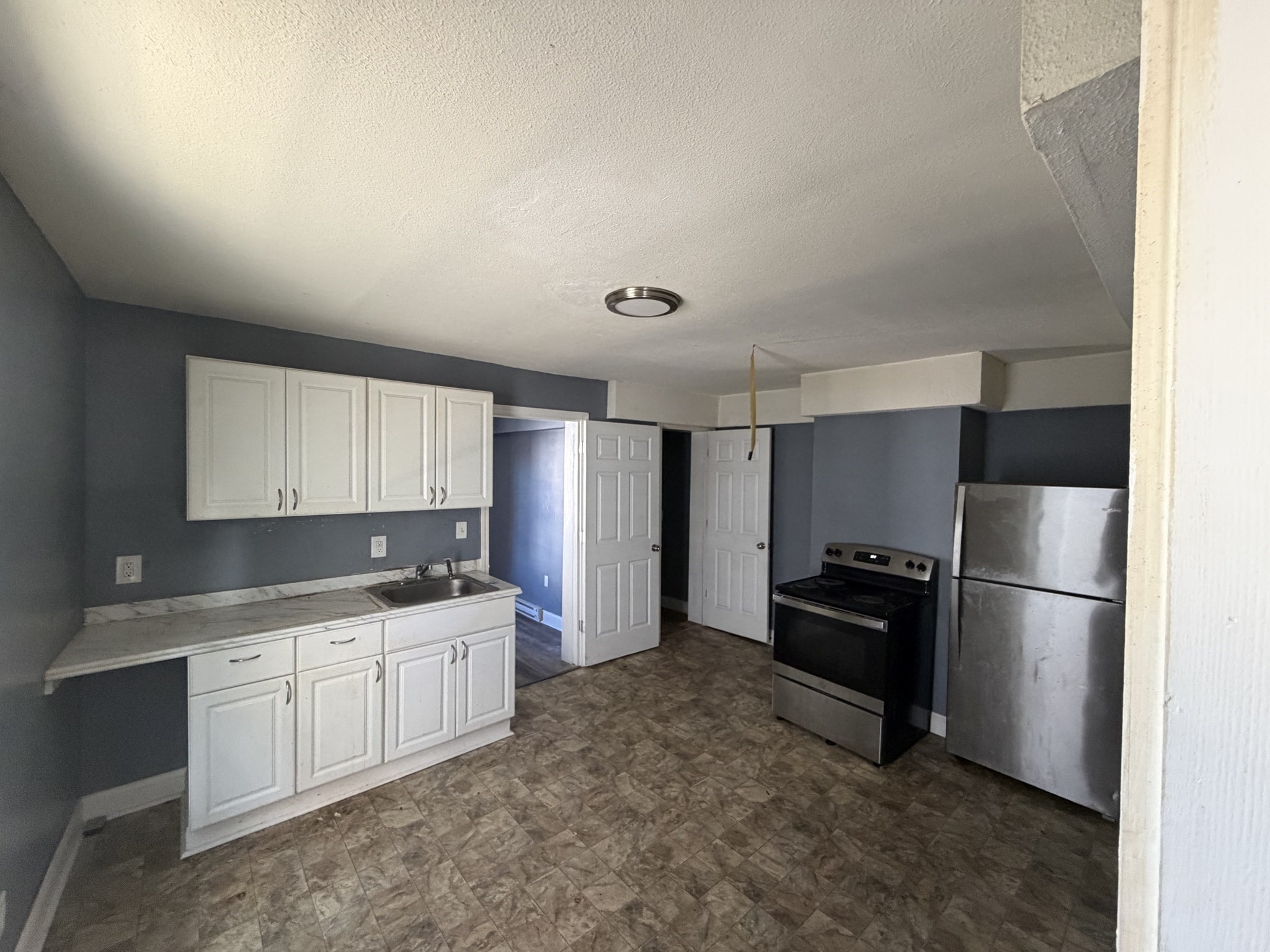 464 Central St # 1L Property Photo 1