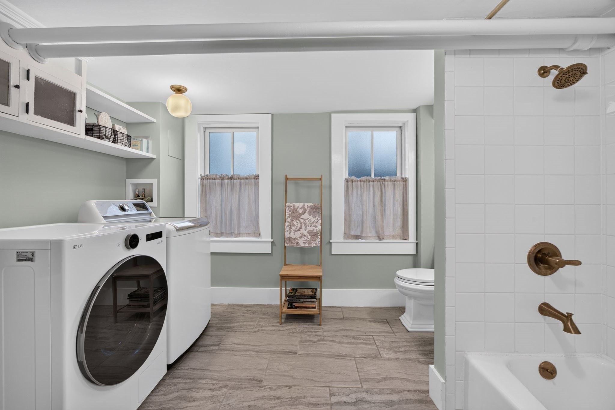 24 Ord Street Property Photo 26