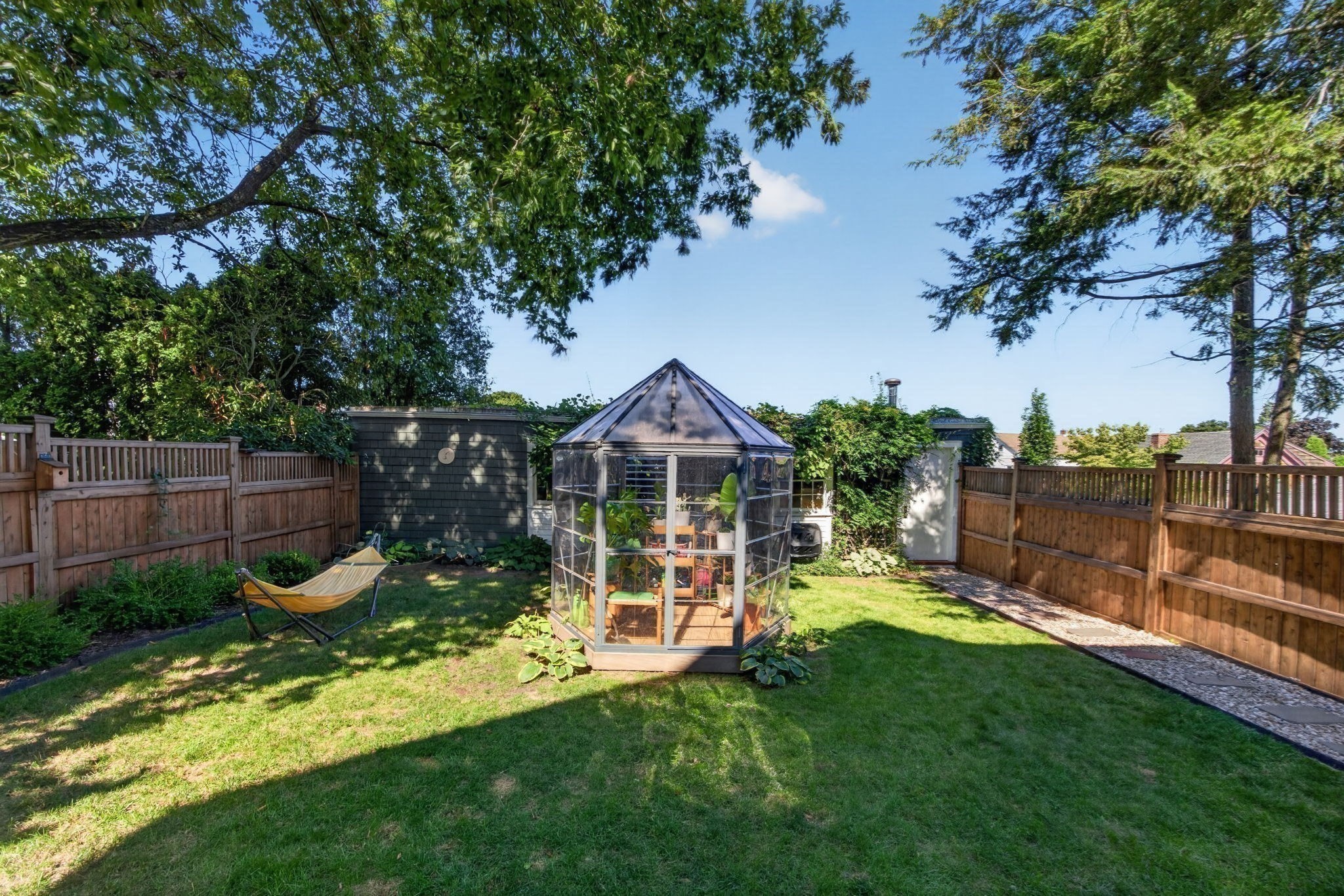 24 Ord Street Property Photo 31