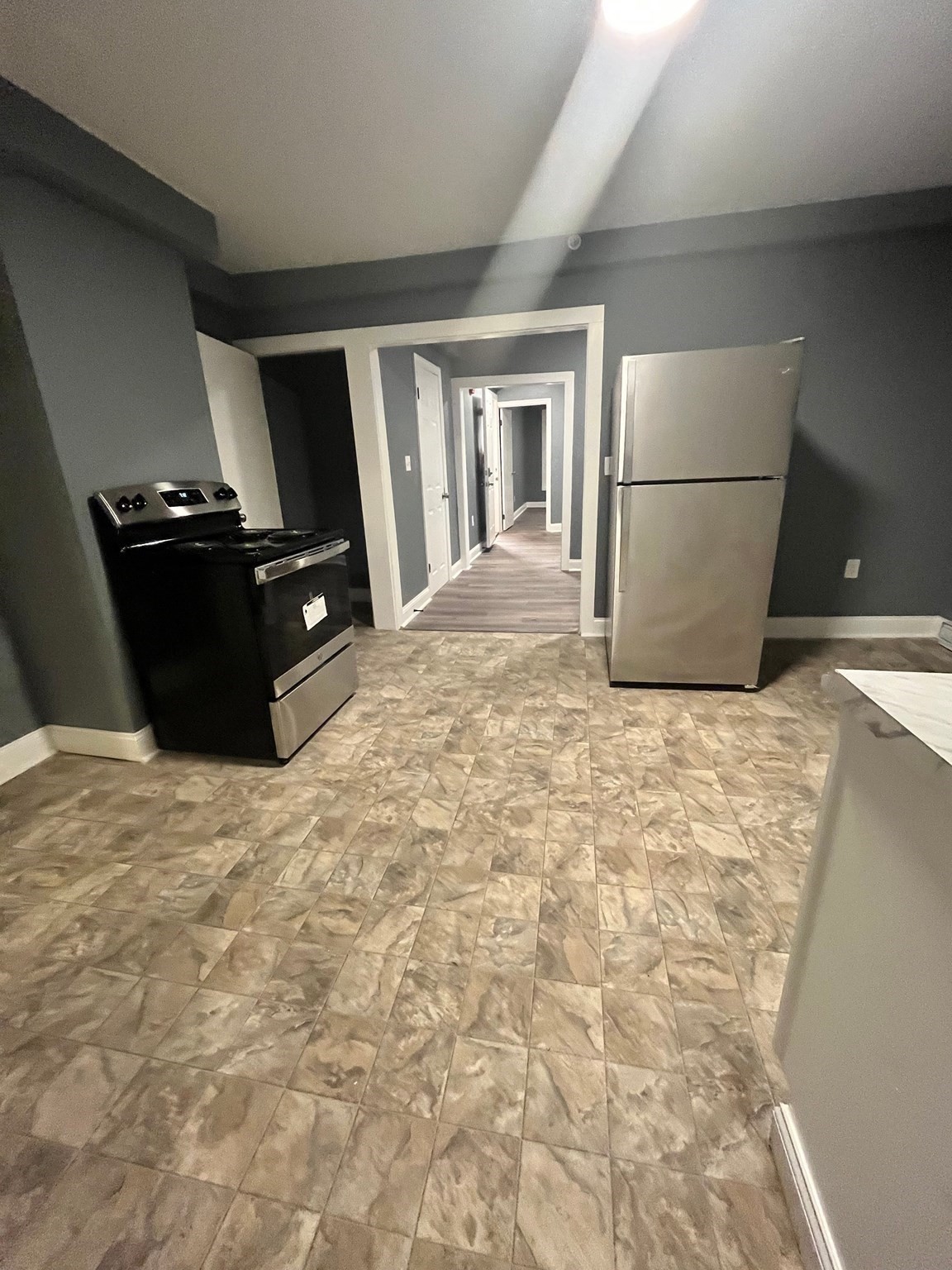 464 Central St # 2r Property Photo 1