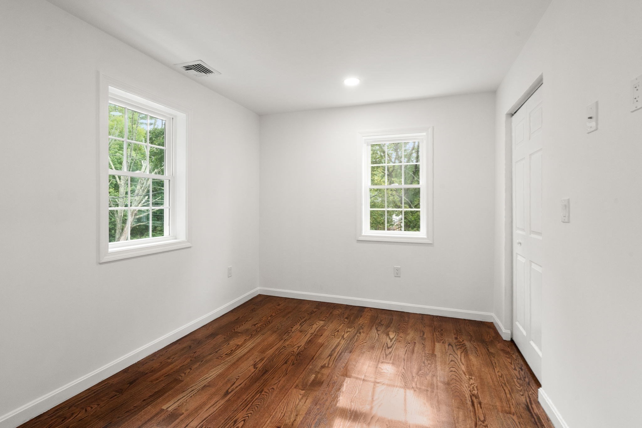 122 York St Property Photo 23