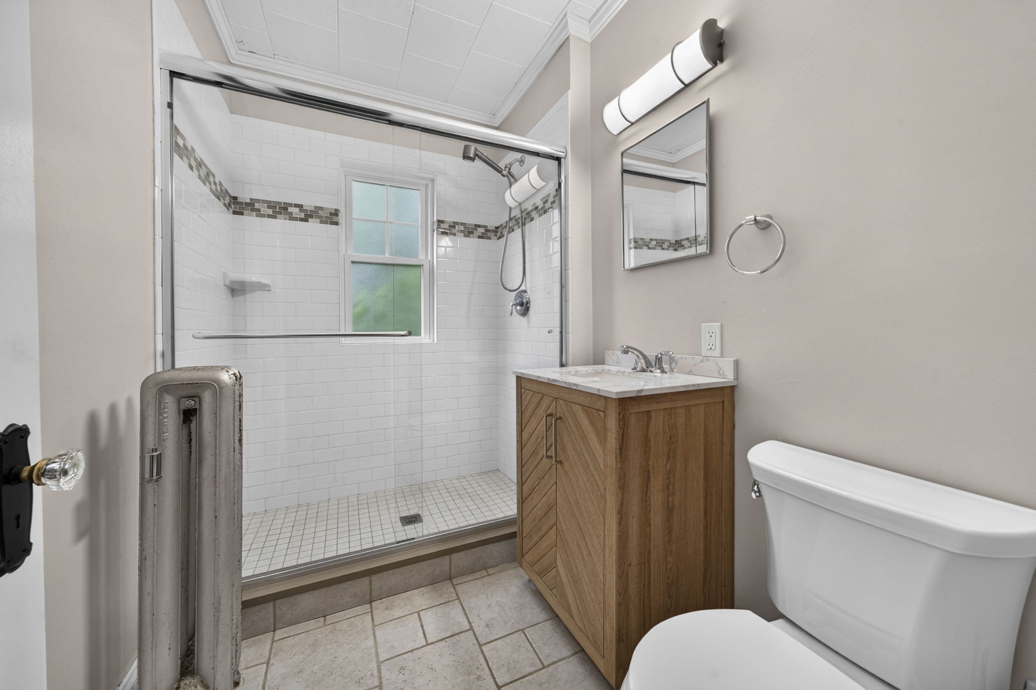 156 West Adams St # 2 Property Photo 7
