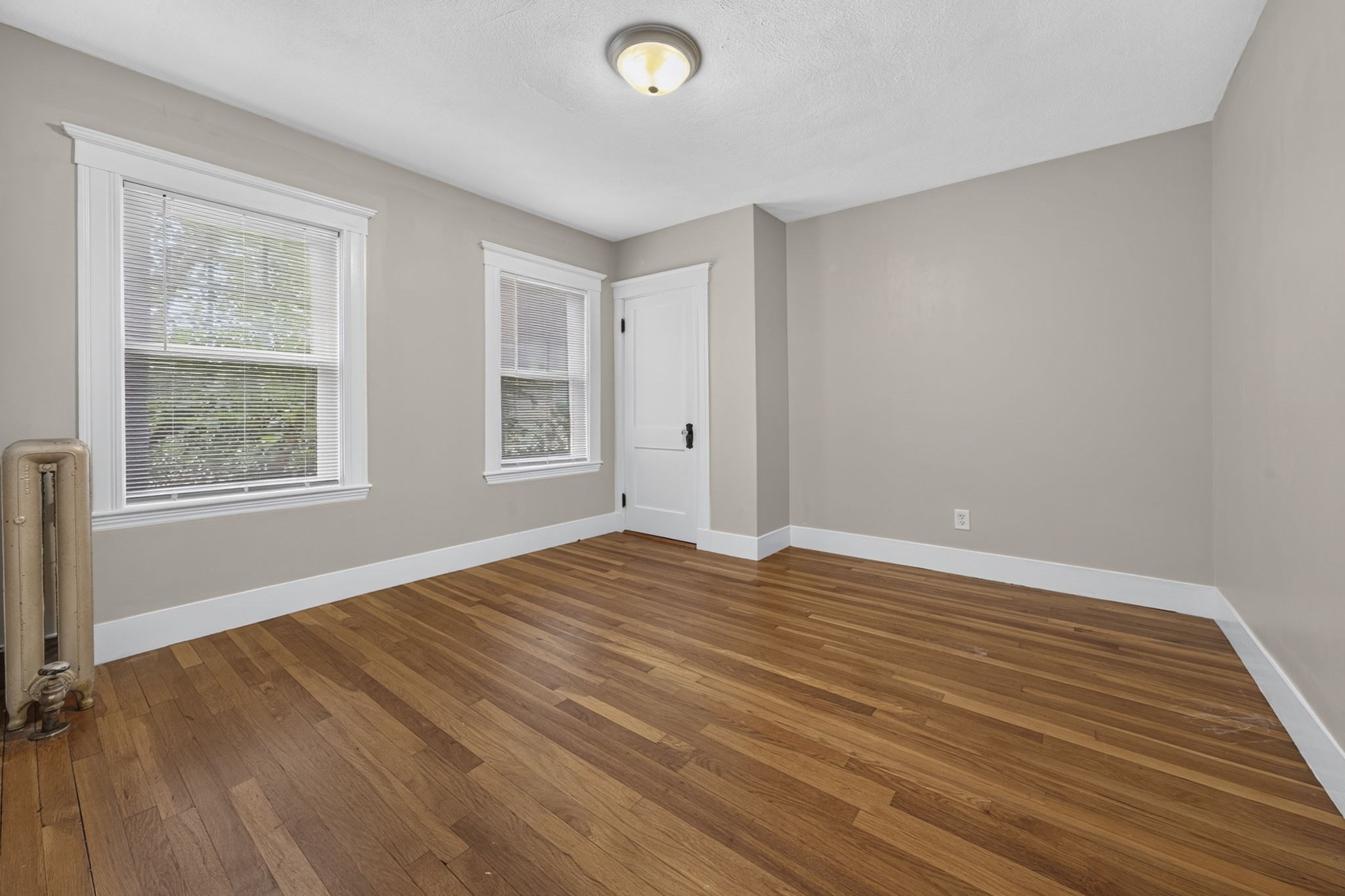 156 West Adams St # 2 Property Photo 9