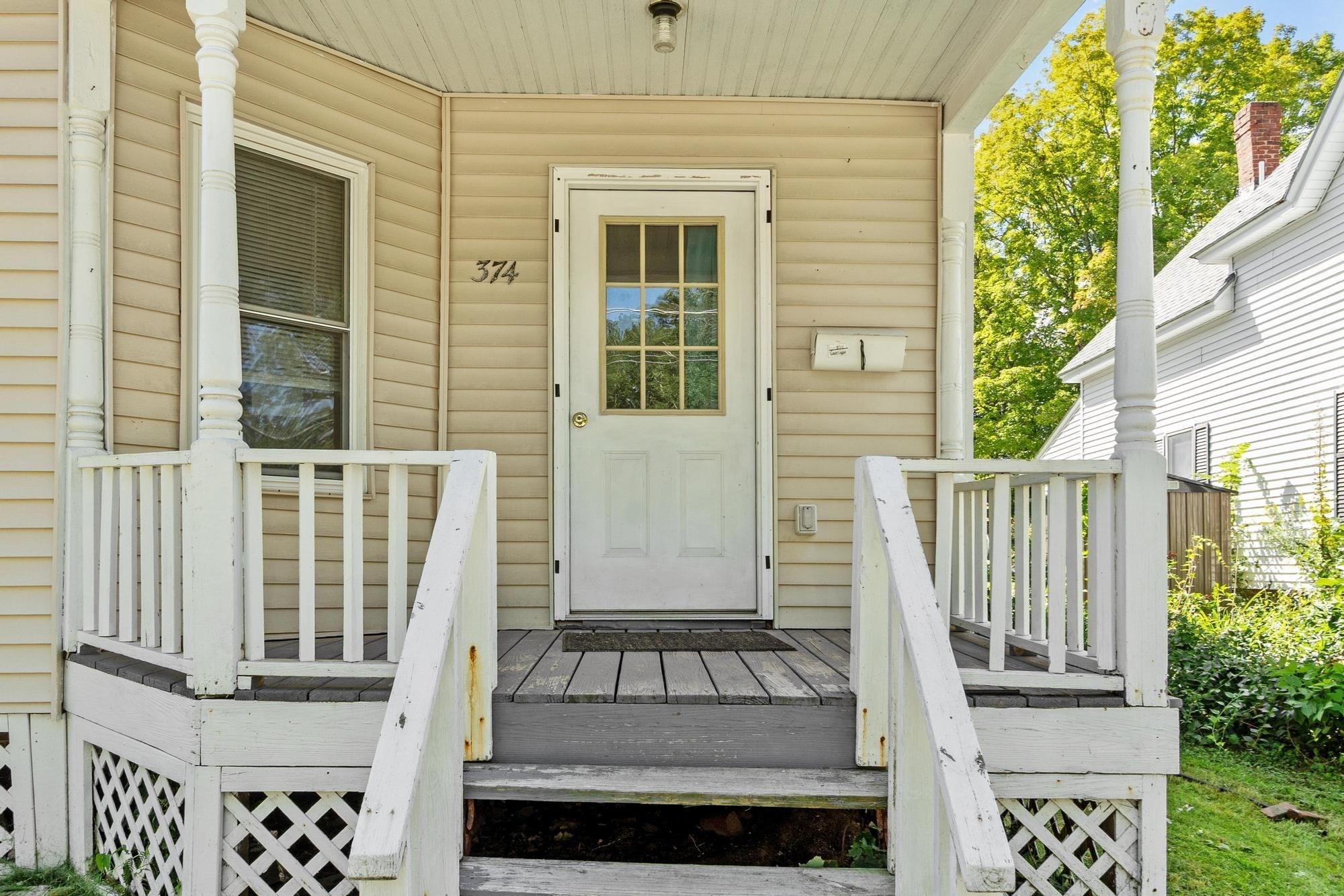 374 Front Street Property Photo 2