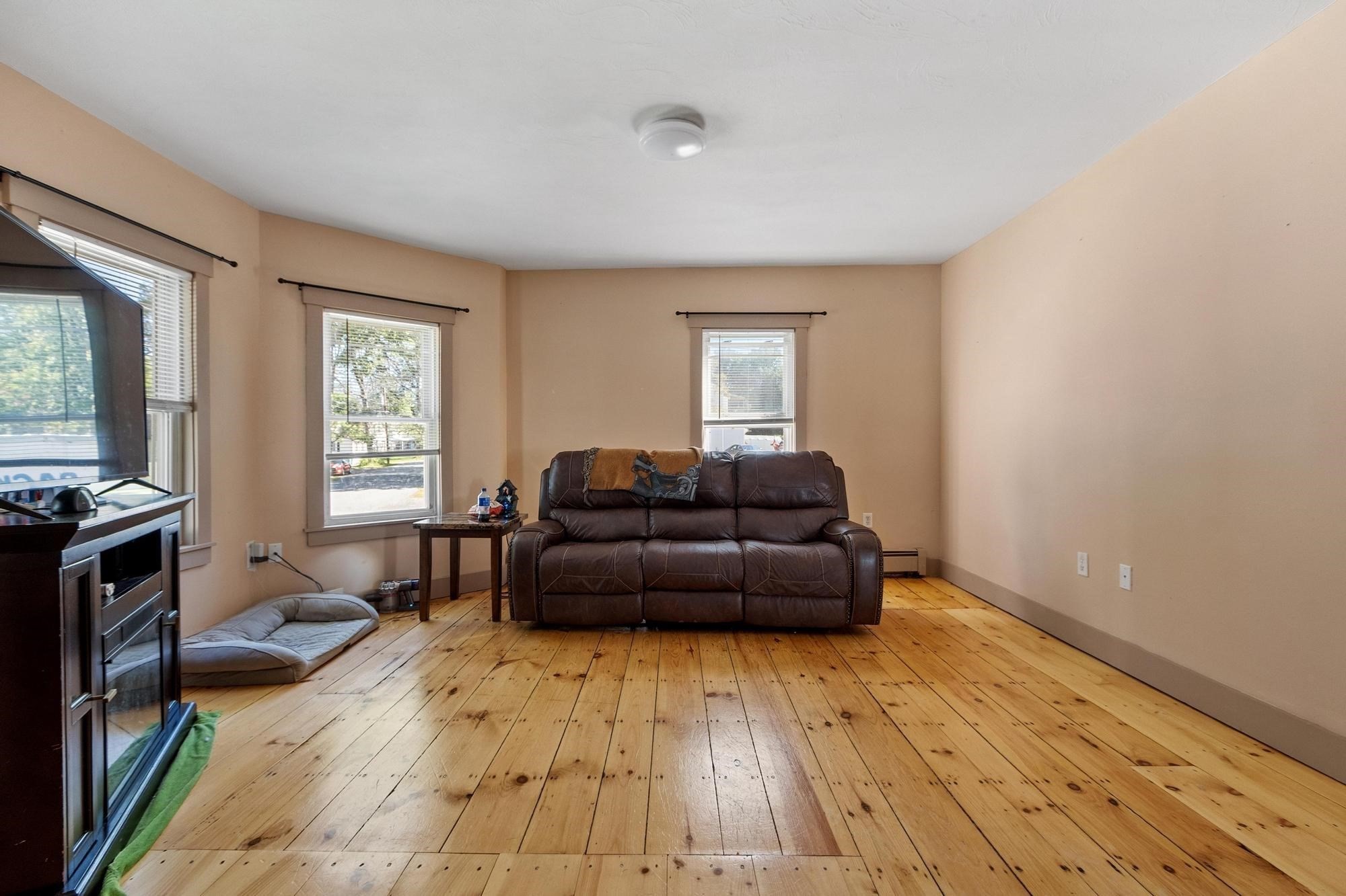 374 Front Street Property Photo 8