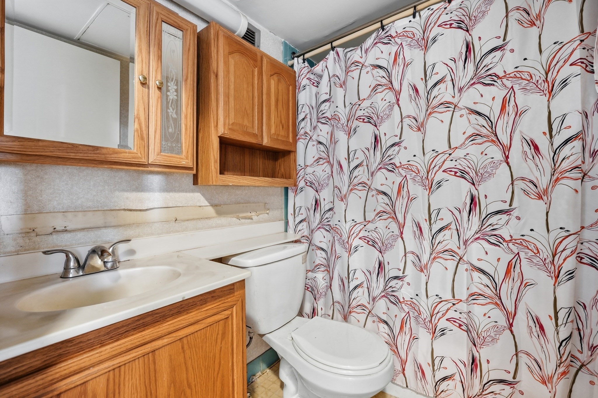 70 Southbridge St # 402 Property Photo 29