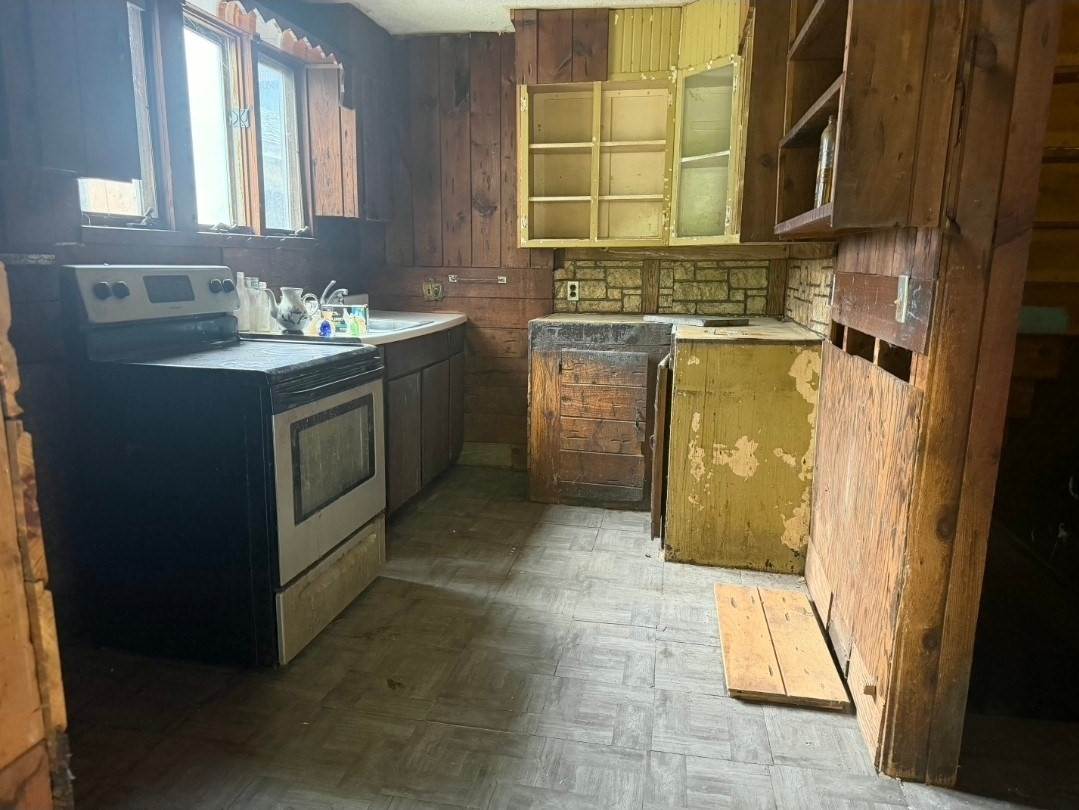 187 Federal St Property Photo 15