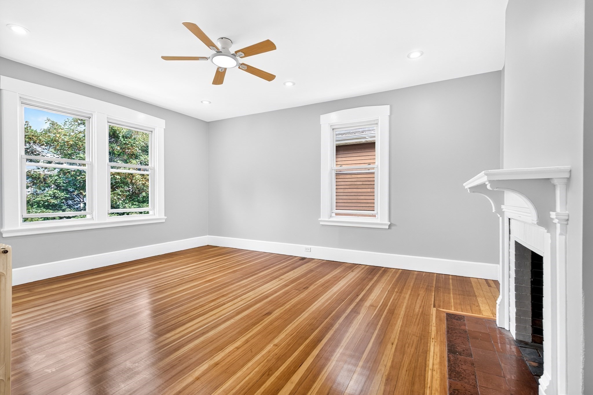 36 Mayfield # 2 Property Photo 4