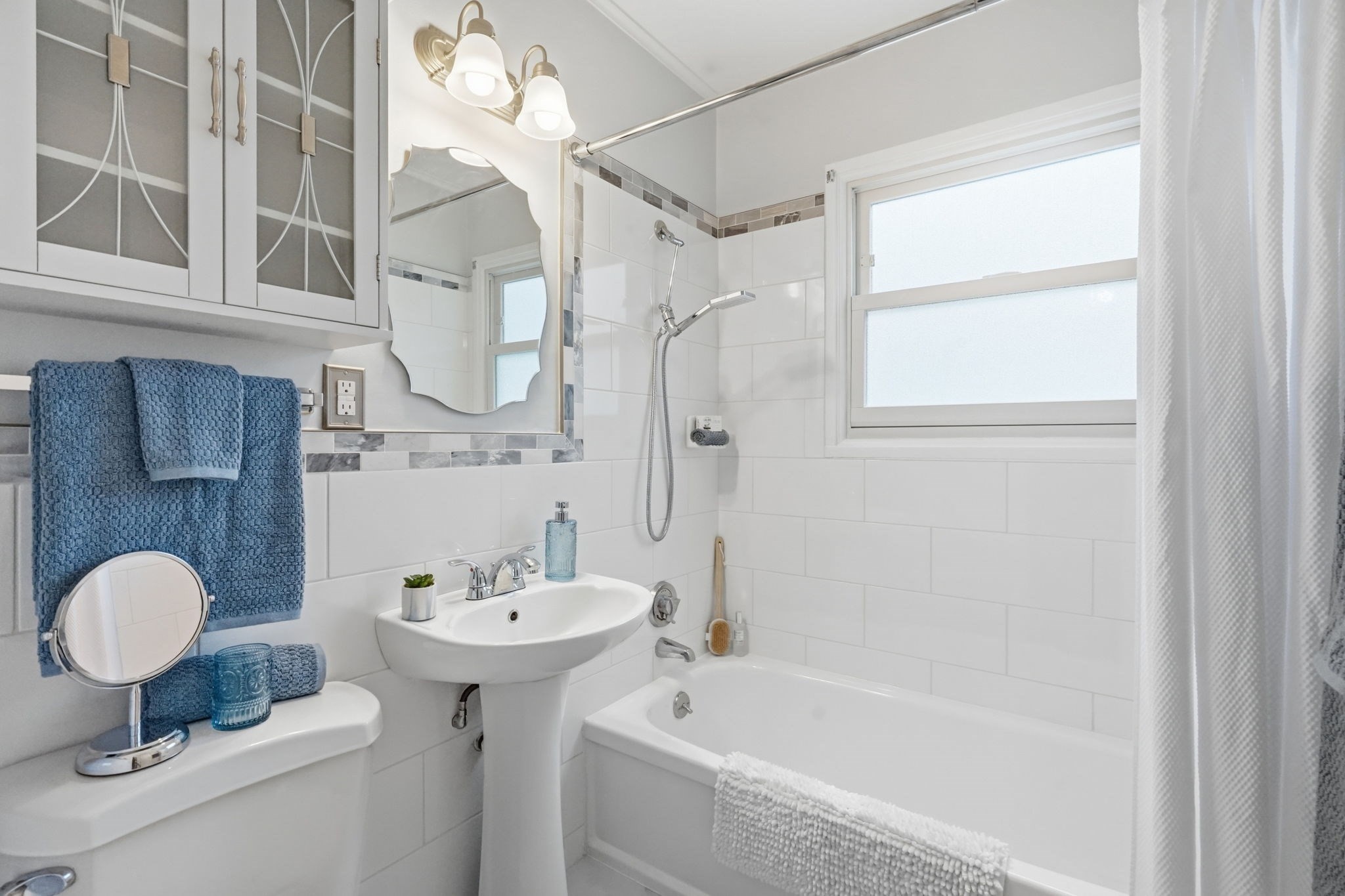 161 Wolcott Ave Property Photo 26
