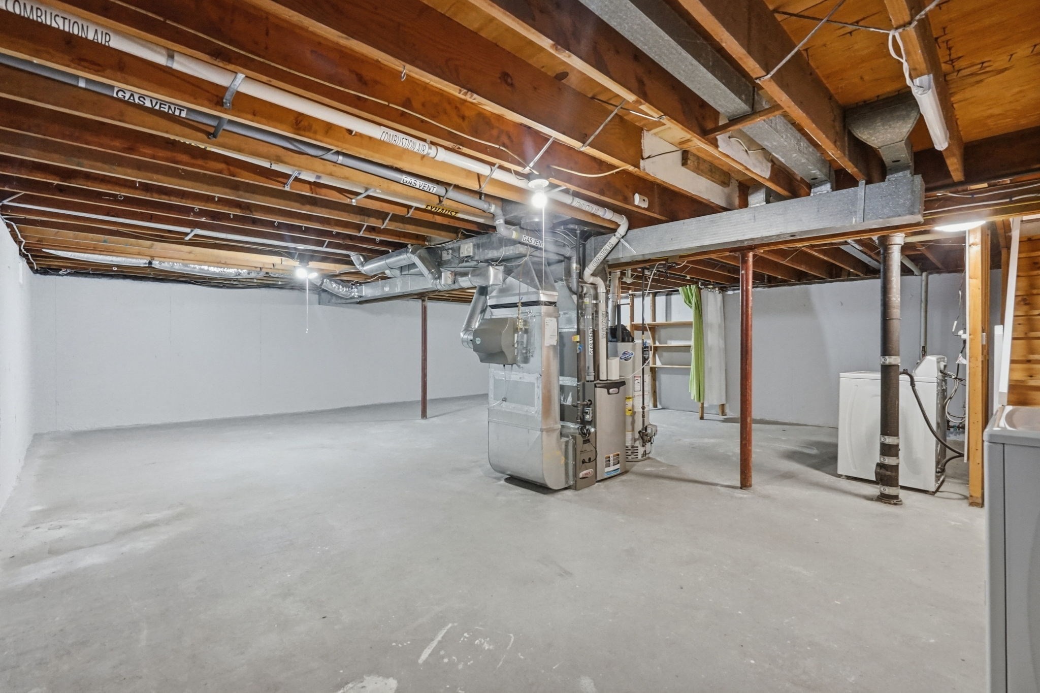 161 Wolcott Ave Property Photo 28