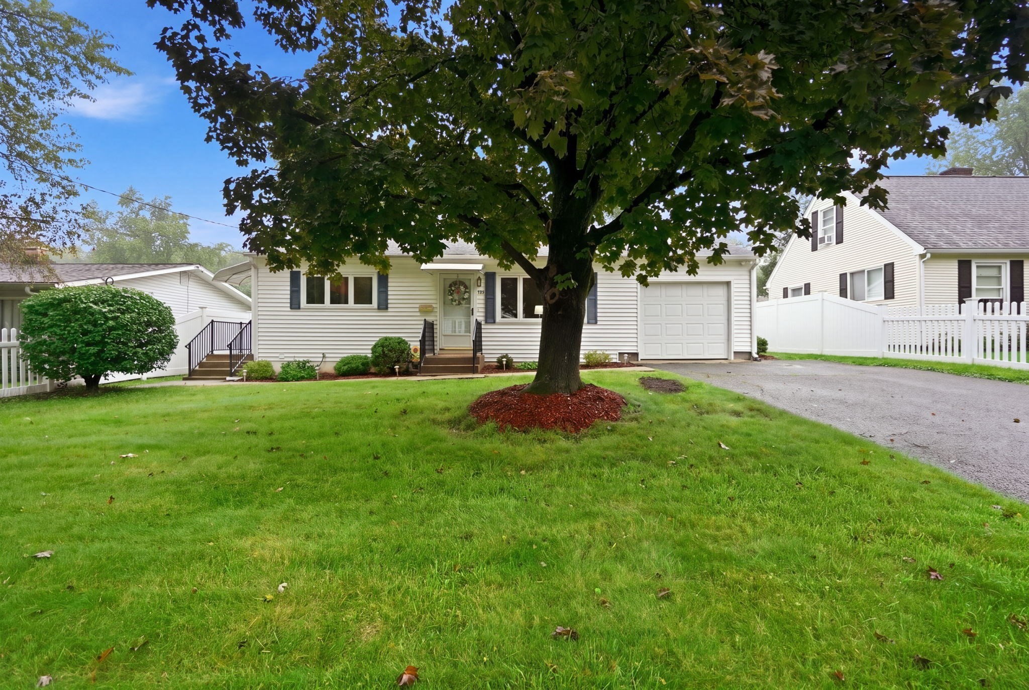 161 Wolcott Ave Property Photo 42