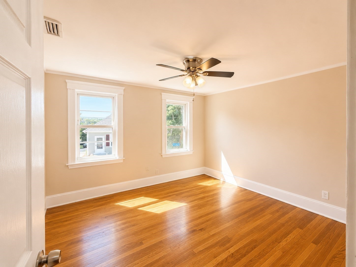 64 Havelock St Property Photo 12