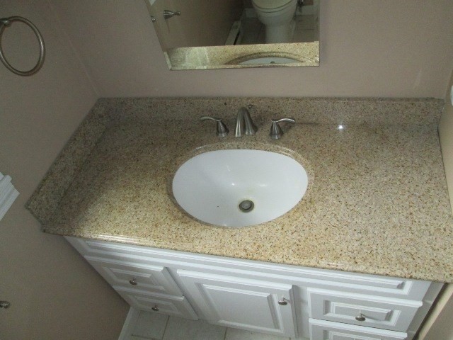 180 Ash Street Property Photo 4