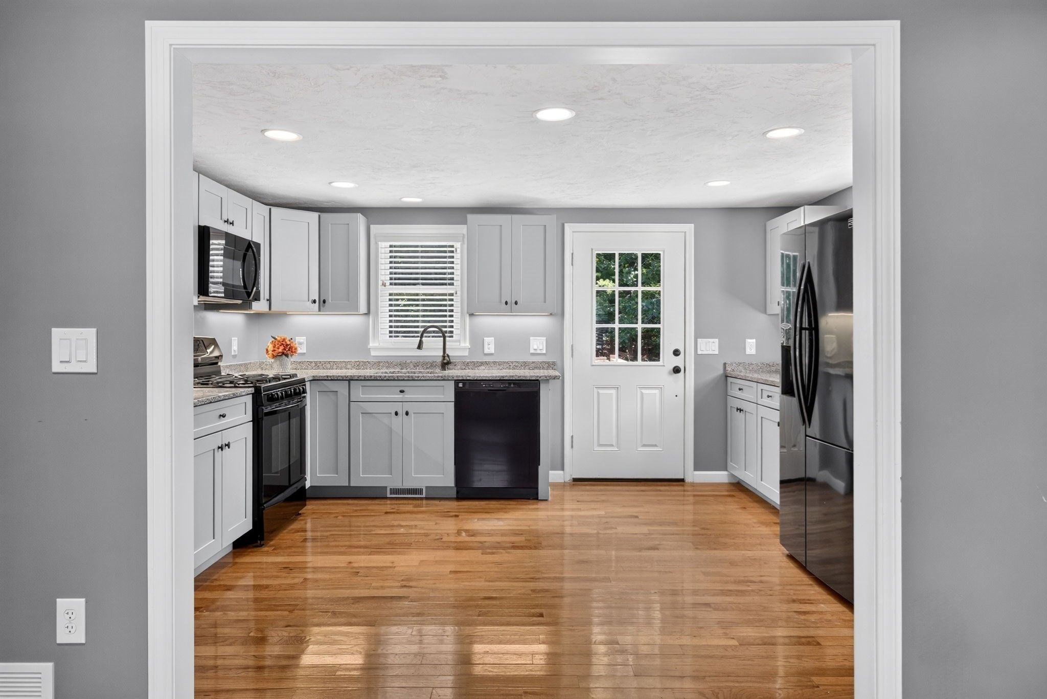 52 Willimantic Drive Property Photo 6